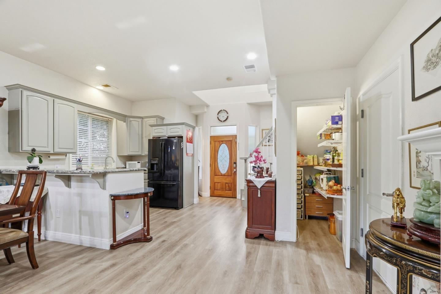 Detail Gallery Image 2 of 29 For 539 Boynton Ave, San Jose,  CA 95117 - 3 Beds | 2/1 Baths