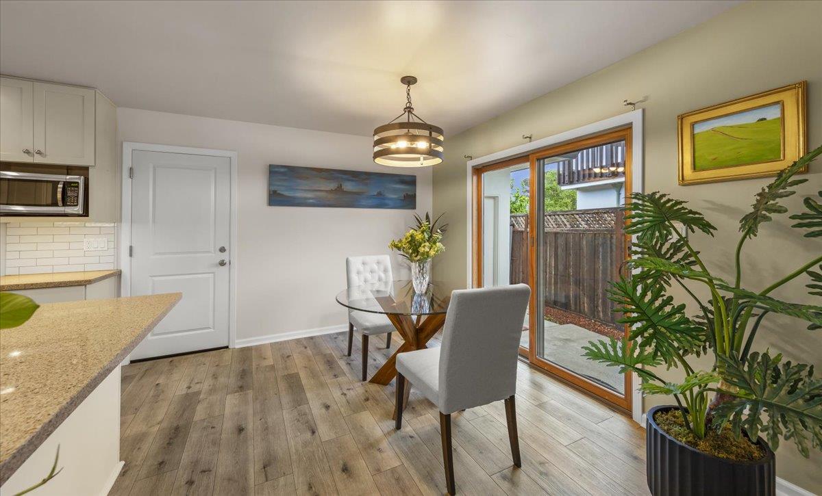 Detail Gallery Image 10 of 45 For 619 Middlefield Dr, Aptos,  CA 95003 - 3 Beds | 2 Baths