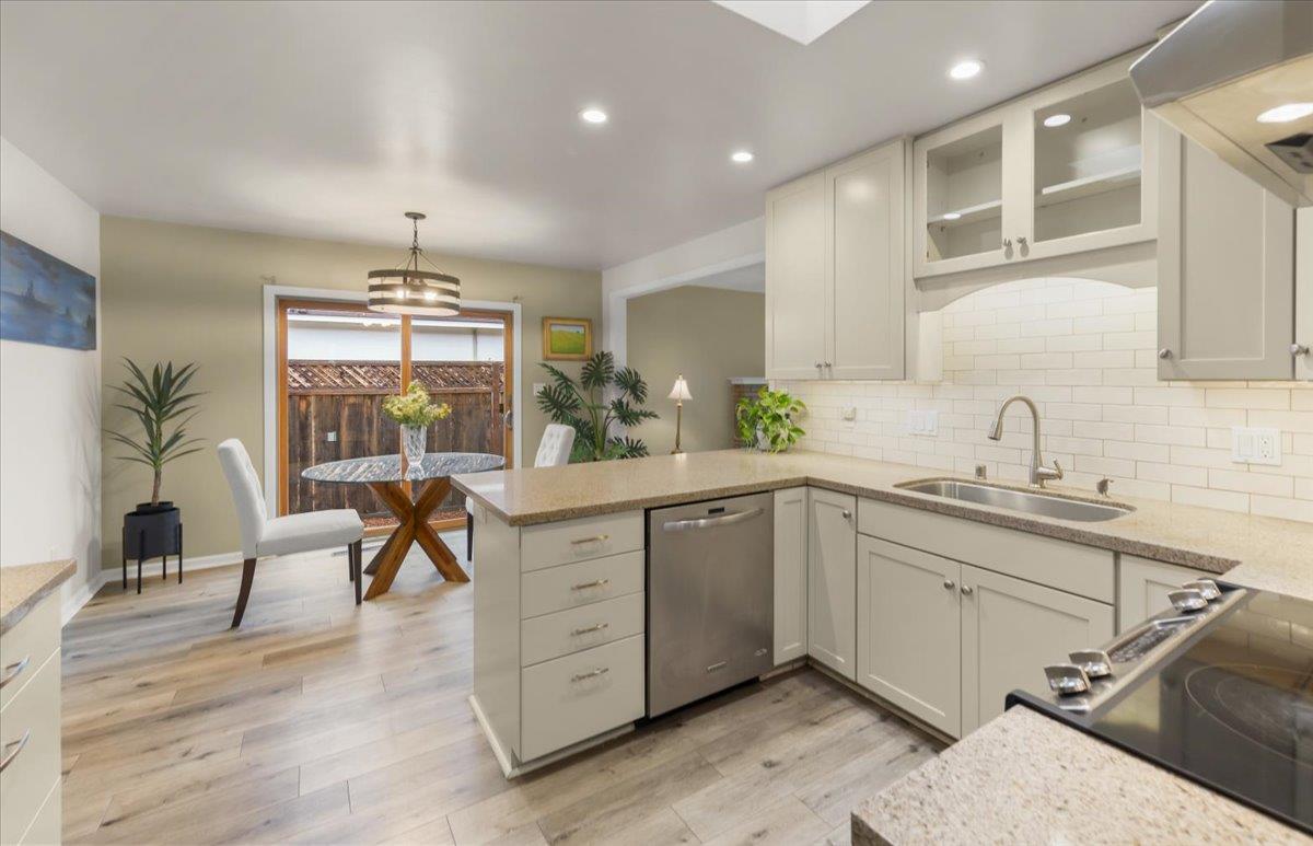 Detail Gallery Image 19 of 45 For 619 Middlefield Dr, Aptos,  CA 95003 - 3 Beds | 2 Baths