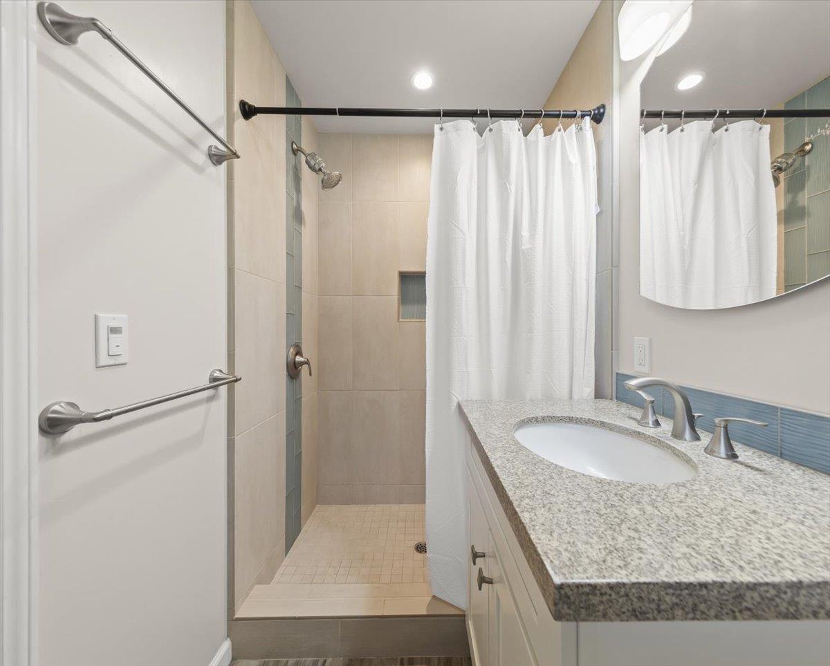 Detail Gallery Image 23 of 45 For 619 Middlefield Dr, Aptos,  CA 95003 - 3 Beds | 2 Baths