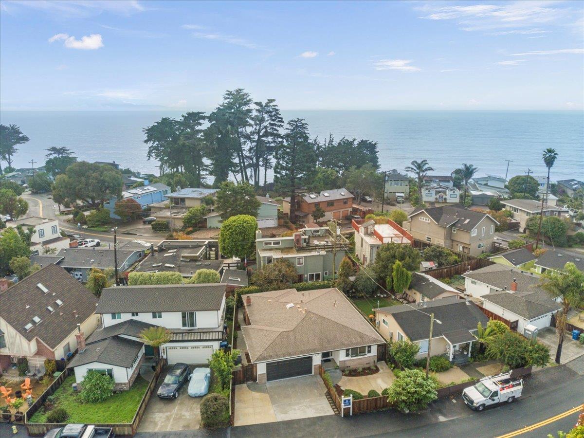 Detail Gallery Image 35 of 45 For 619 Middlefield Dr, Aptos,  CA 95003 - 3 Beds | 2 Baths