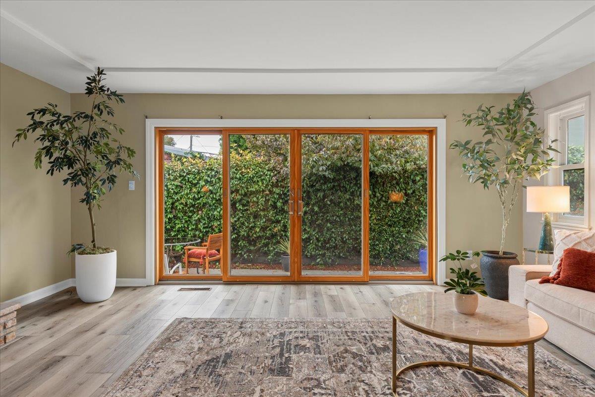 Detail Gallery Image 9 of 45 For 619 Middlefield Dr, Aptos,  CA 95003 - 3 Beds | 2 Baths