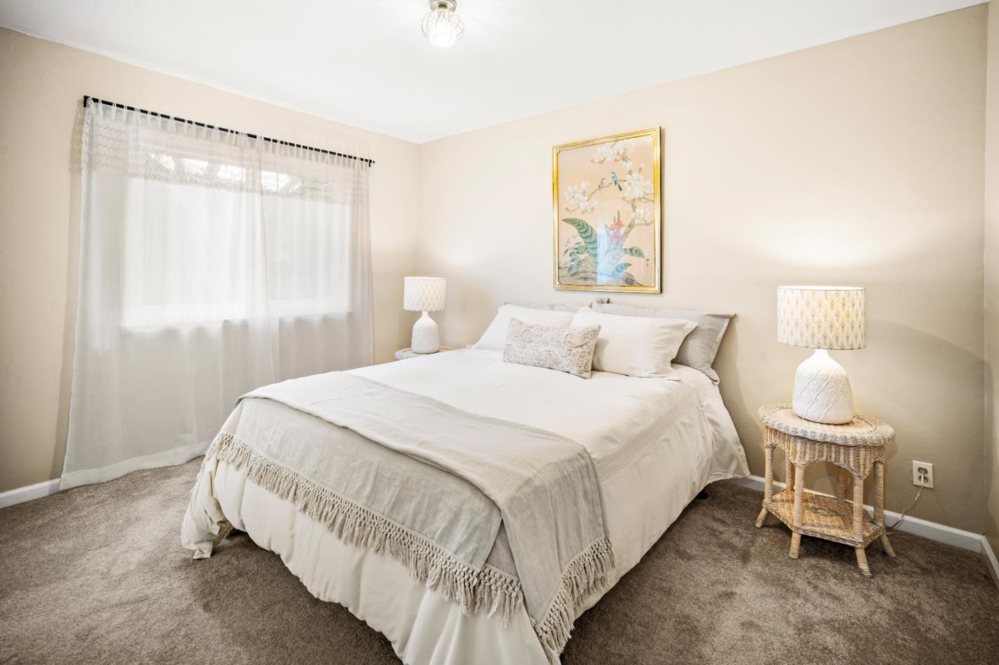 Detail Gallery Image 12 of 25 For 1080 Douglas Ct, Seaside,  CA 93955 - 3 Beds | 1/1 Baths