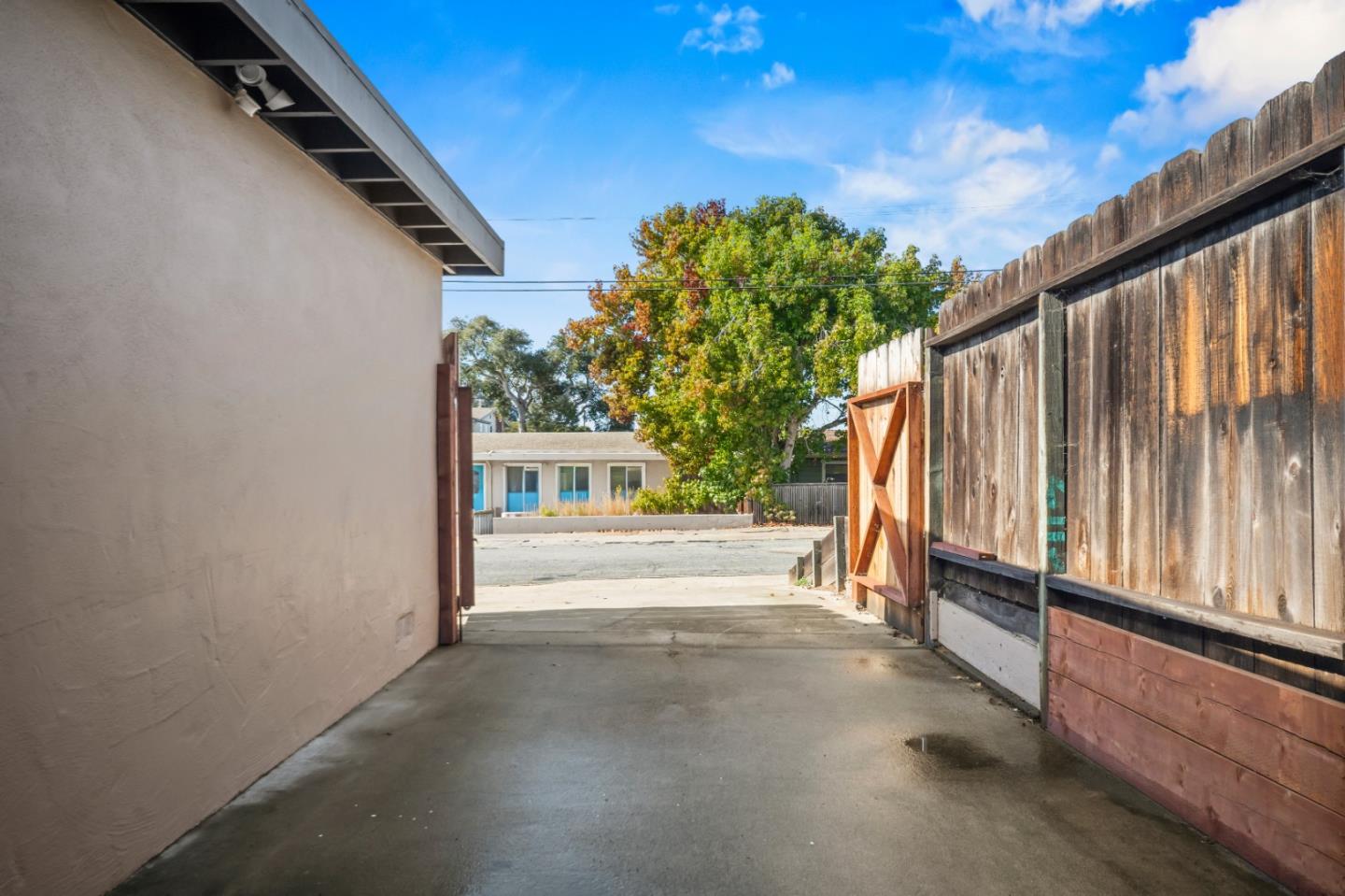 Detail Gallery Image 24 of 25 For 1080 Douglas Ct, Seaside,  CA 93955 - 3 Beds | 1/1 Baths