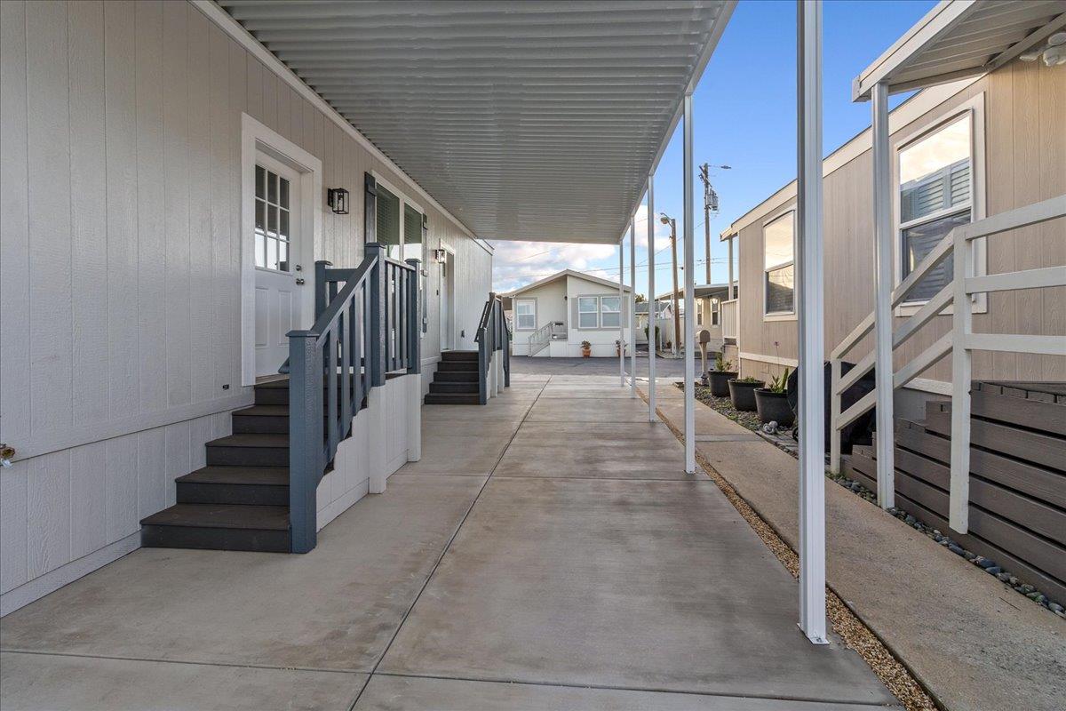 Detail Gallery Image 3 of 20 For 1146 Birch Avenue #37,  Seaside,  CA 93955 - 2 Beds | 2 Baths
