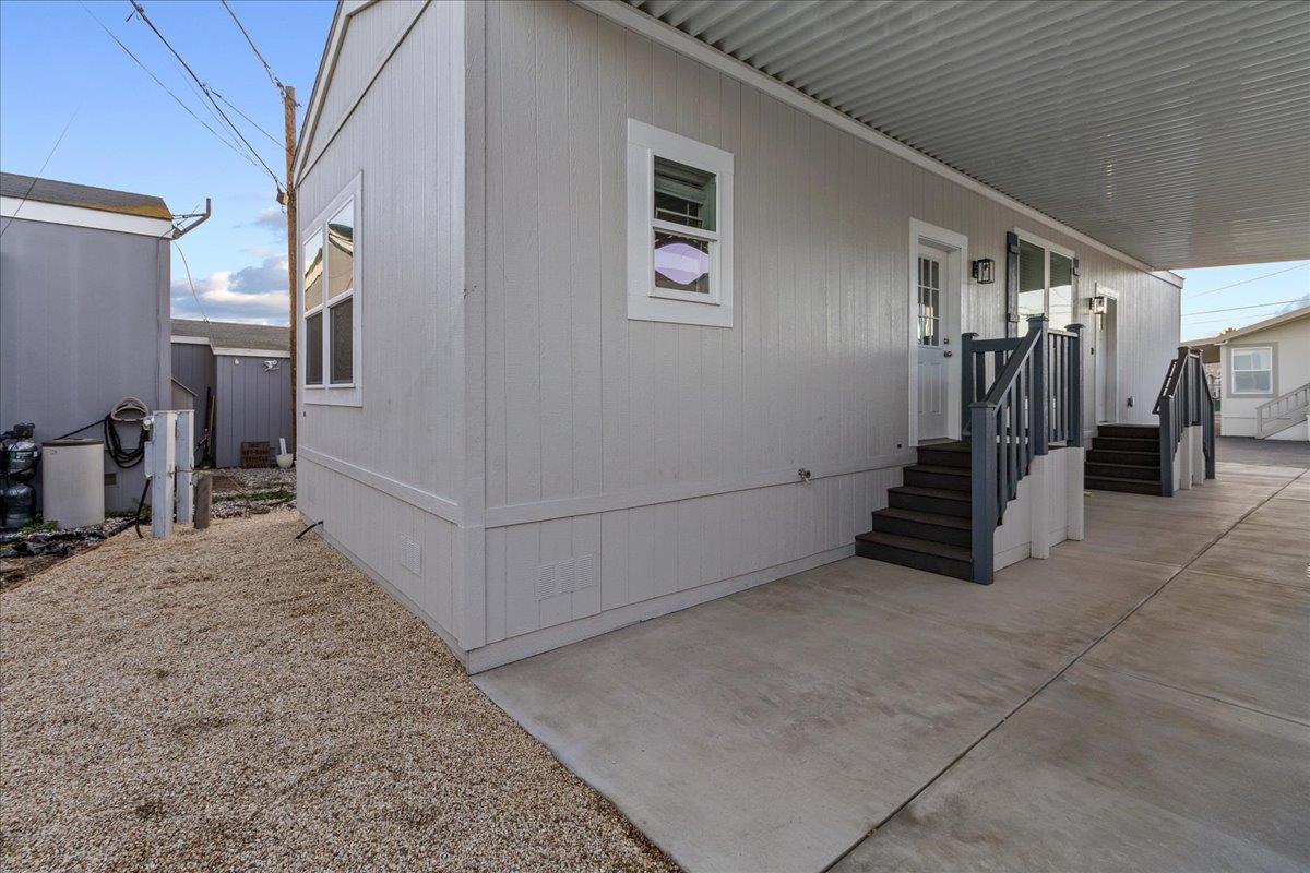 Detail Gallery Image 4 of 20 For 1146 Birch Avenue #37,  Seaside,  CA 93955 - 2 Beds | 2 Baths