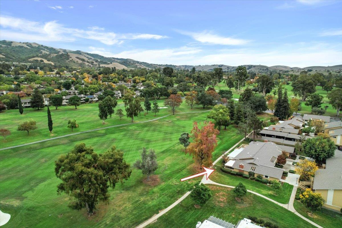 Detail Gallery Image 2 of 49 For 5050 Cribari Vale, San Jose,  CA 95135 - 2 Beds | 2 Baths