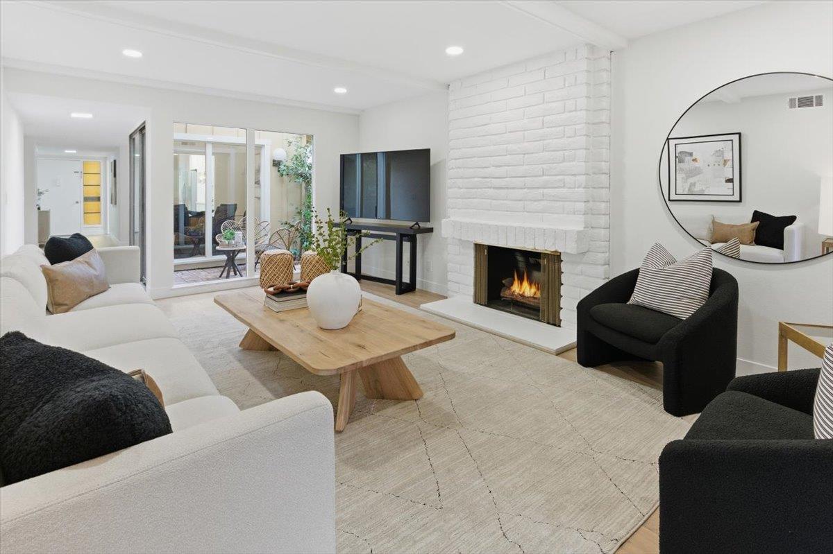 Detail Gallery Image 29 of 49 For 5050 Cribari Vale, San Jose,  CA 95135 - 2 Beds | 2 Baths