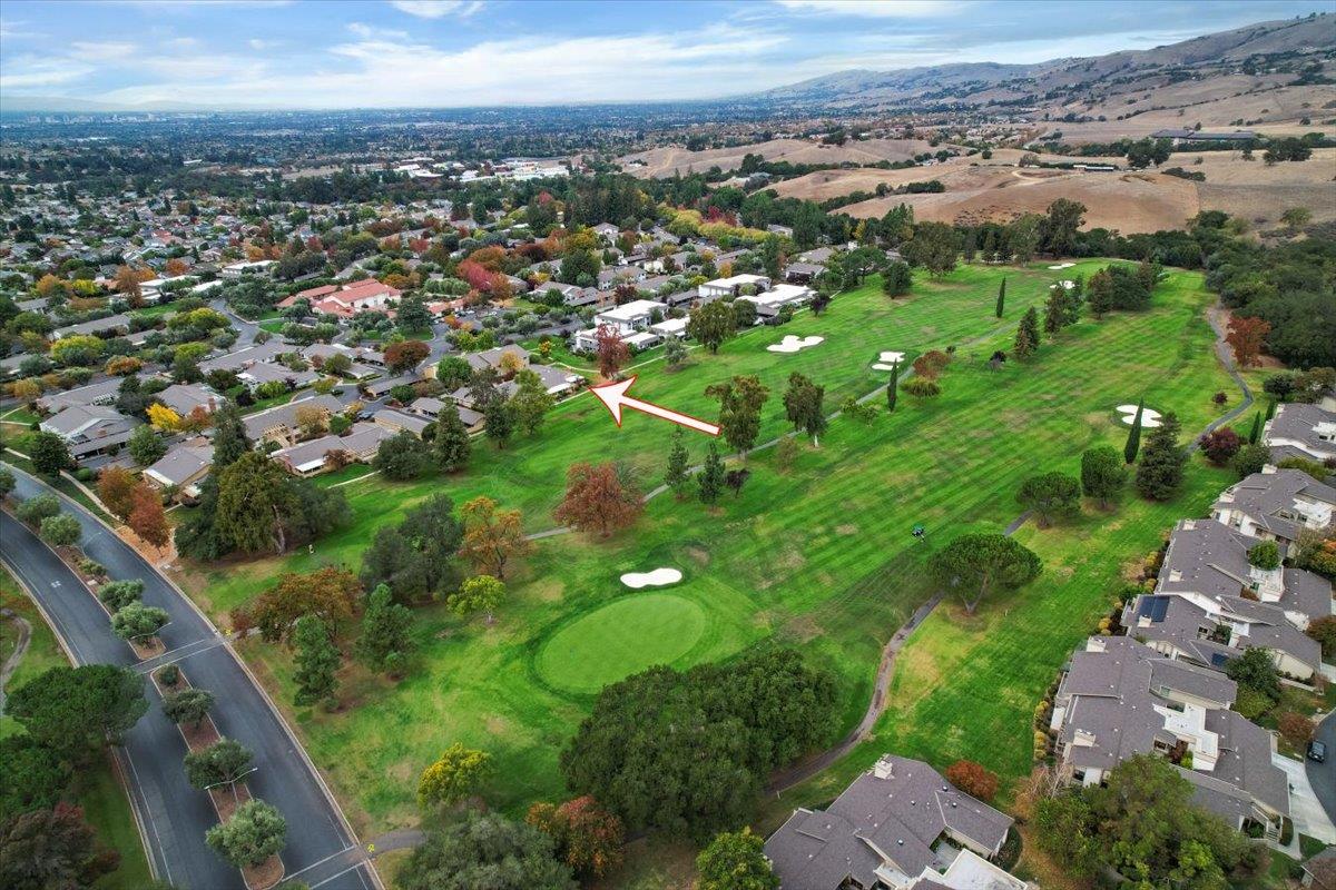 Detail Gallery Image 4 of 49 For 5050 Cribari Vale, San Jose,  CA 95135 - 2 Beds | 2 Baths