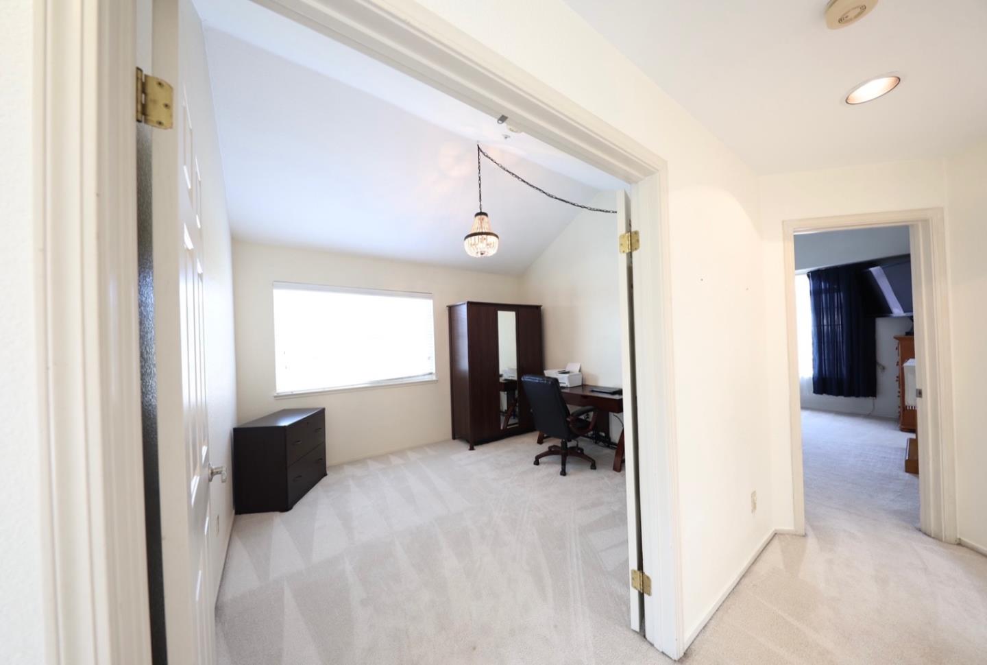 Detail Gallery Image 16 of 24 For 1243 De Cunha Ct, Salinas,  CA 93906 - 4 Beds | 2/1 Baths