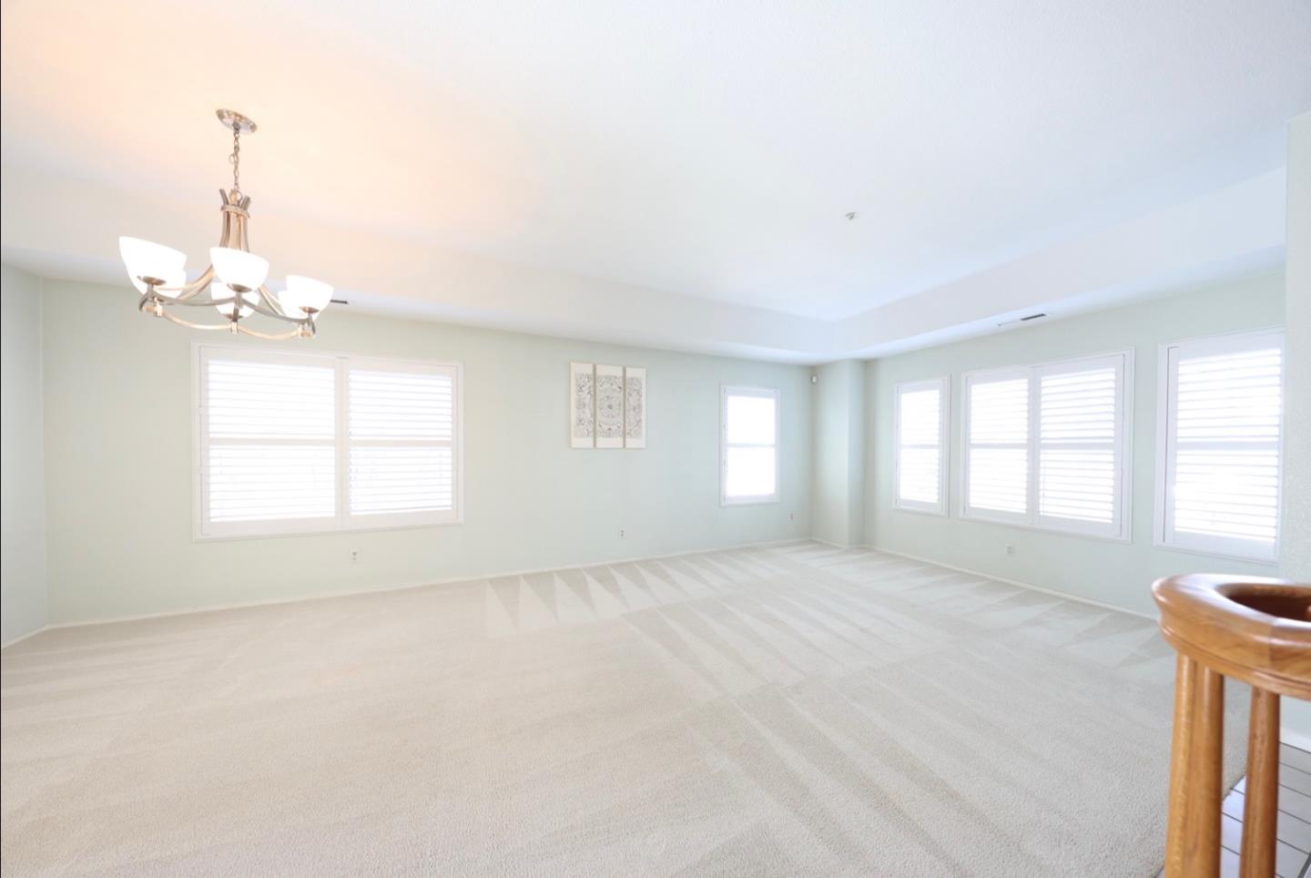 Detail Gallery Image 4 of 24 For 1243 De Cunha Ct, Salinas,  CA 93906 - 4 Beds | 2/1 Baths