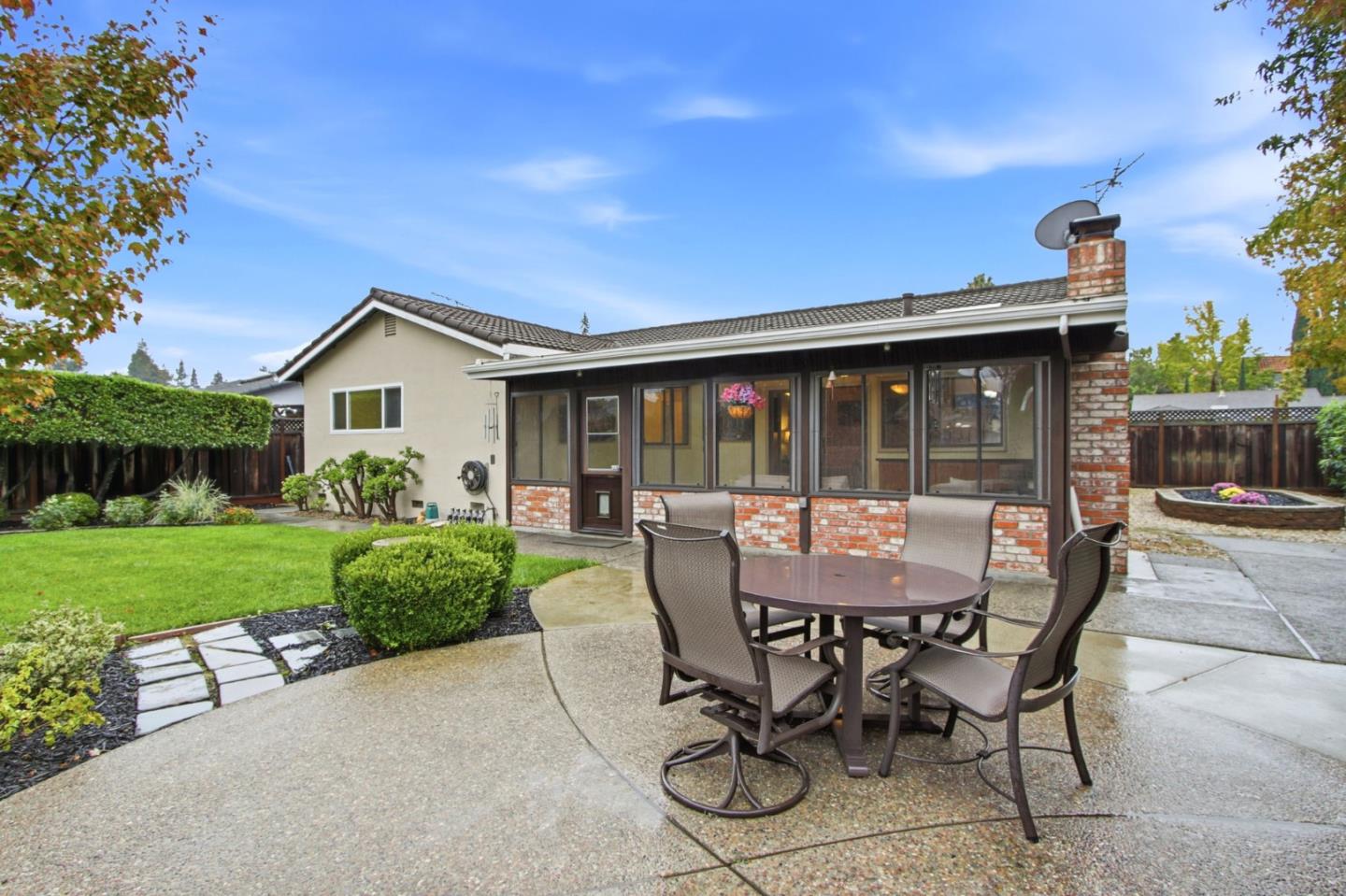 Detail Gallery Image 36 of 41 For 2757 Estella Dr, Santa Clara,  CA 95051 - 4 Beds | 2 Baths