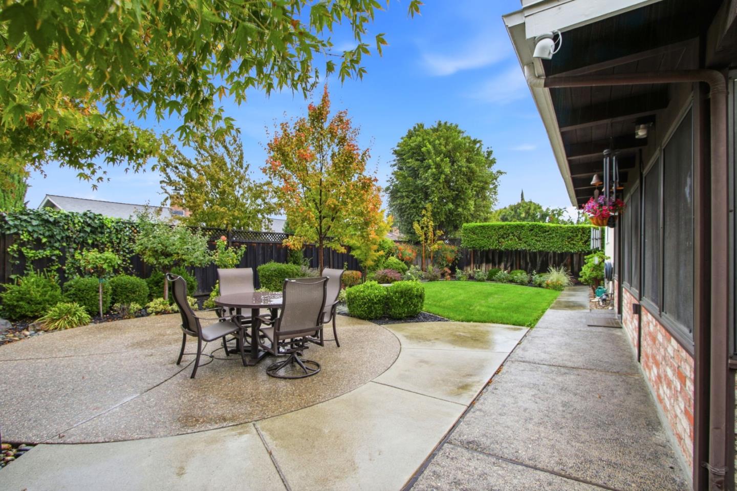 Detail Gallery Image 37 of 41 For 2757 Estella Dr, Santa Clara,  CA 95051 - 4 Beds | 2 Baths