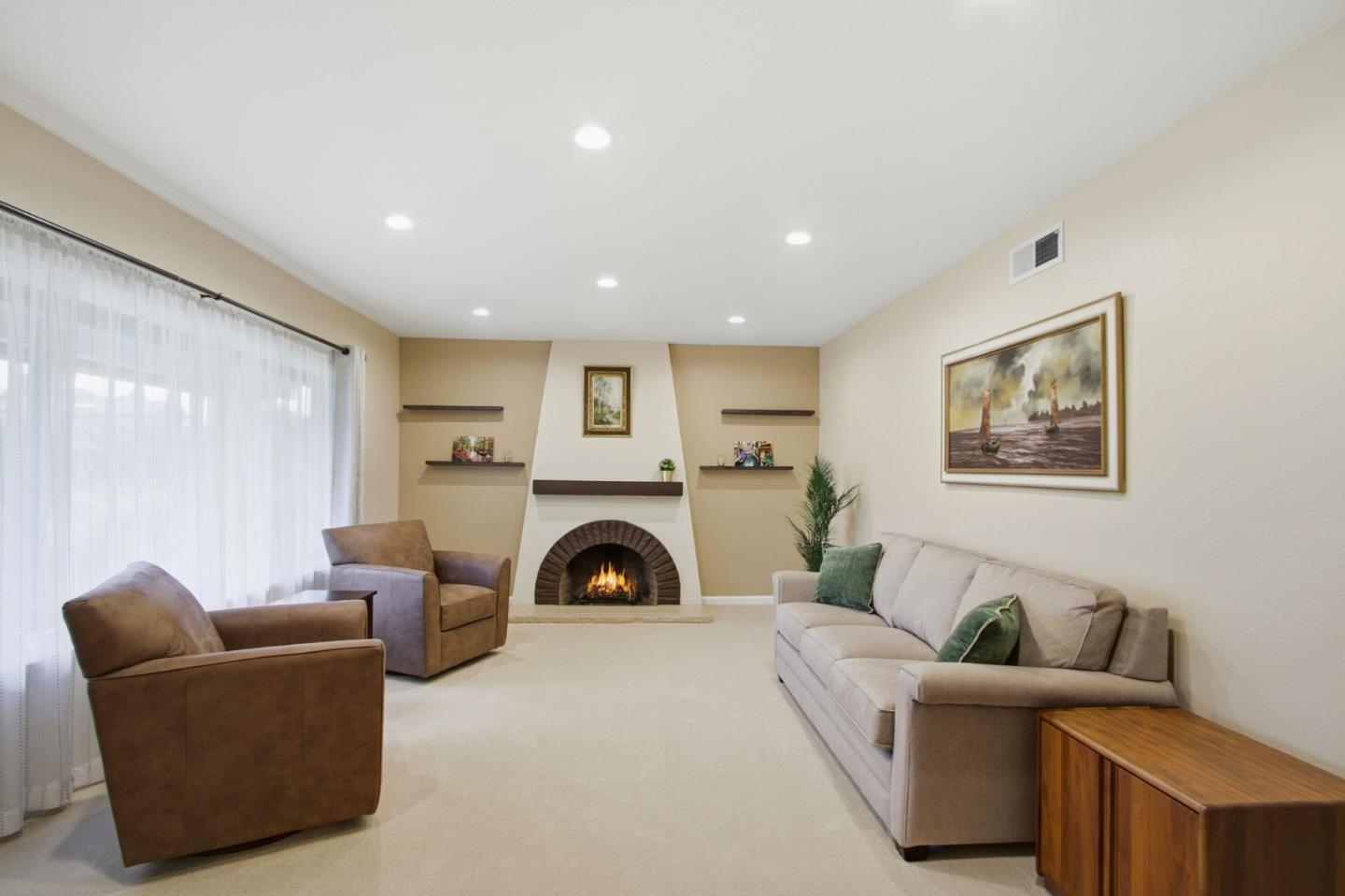 Detail Gallery Image 5 of 41 For 2757 Estella Dr, Santa Clara,  CA 95051 - 4 Beds | 2 Baths