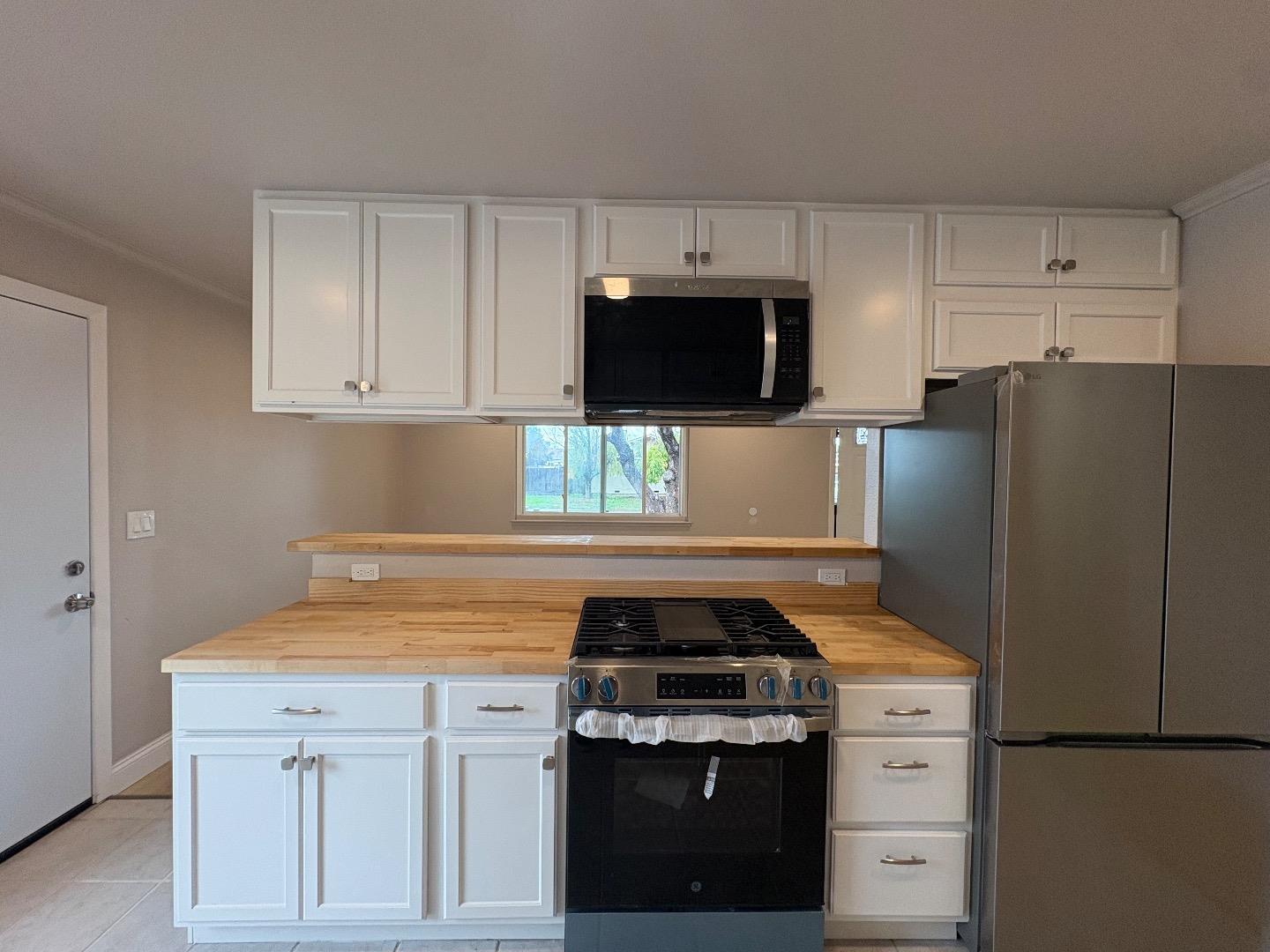 Detail Gallery Image 5 of 31 For 6042 Coad Ln, Riverbank,  CA 95367 - 3 Beds | 2 Baths