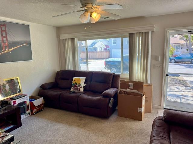 Detail Gallery Image 7 of 17 For 920 Warren St, Redwood City,  CA 94063 - – Beds | – Baths