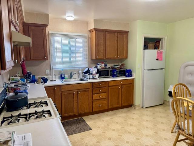 Detail Gallery Image 9 of 17 For 920 Warren St, Redwood City,  CA 94063 - – Beds | – Baths