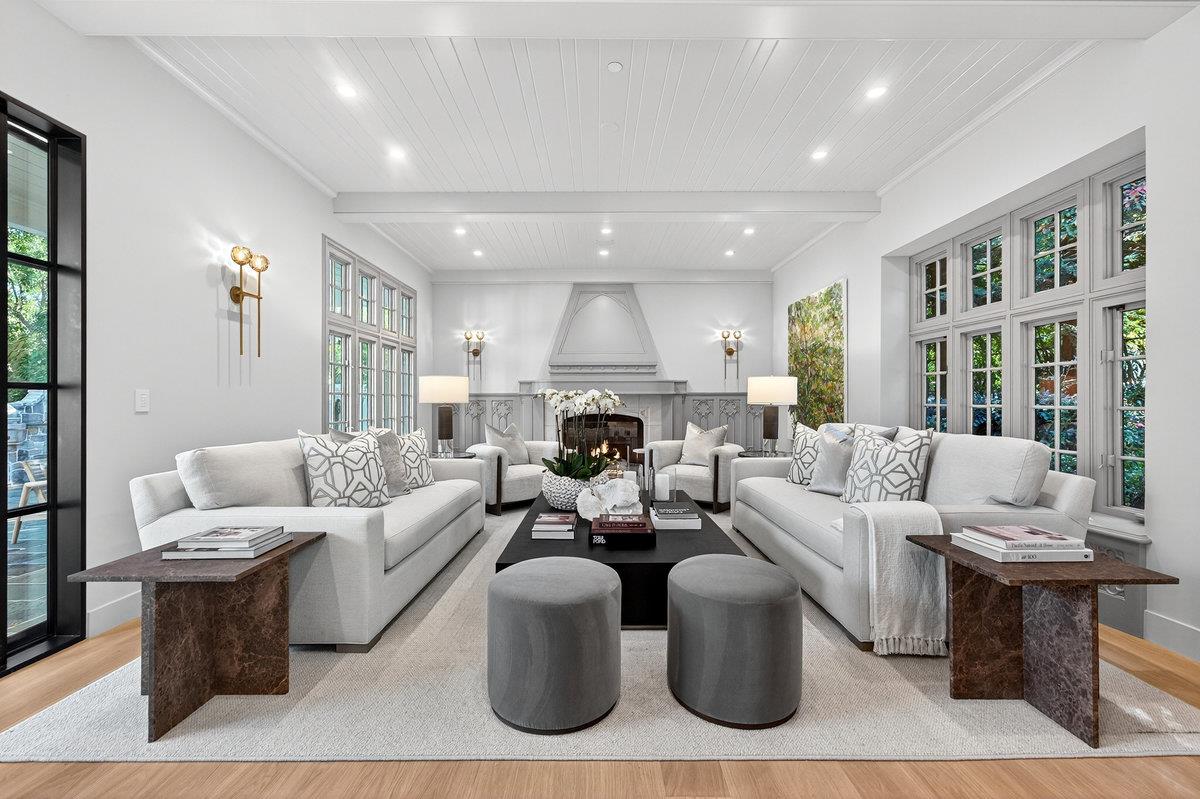 Detail Gallery Image 3 of 54 For 729 Chiltern Rd, Hillsborough,  CA 94010 - 5 Beds | 7/1 Baths