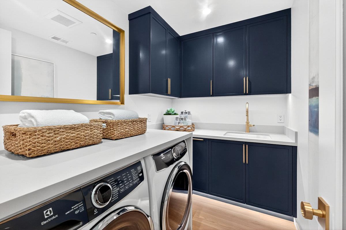 Detail Gallery Image 31 of 54 For 729 Chiltern Rd, Hillsborough,  CA 94010 - 5 Beds | 7/1 Baths