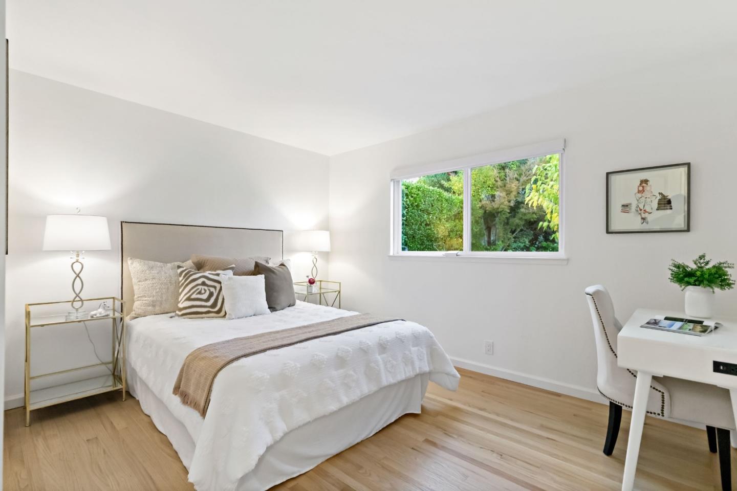 Detail Gallery Image 16 of 52 For 3848 Vineyard Dr, Redwood City,  CA 94061 - 4 Beds | 2/1 Baths