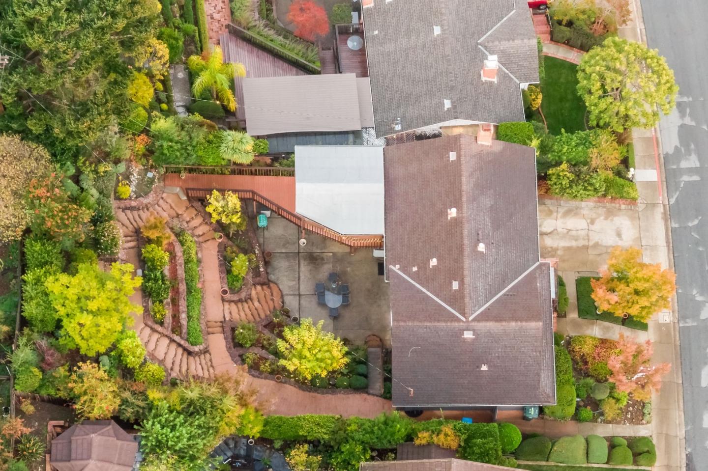 Detail Gallery Image 48 of 52 For 3848 Vineyard Dr, Redwood City,  CA 94061 - 4 Beds | 2/1 Baths