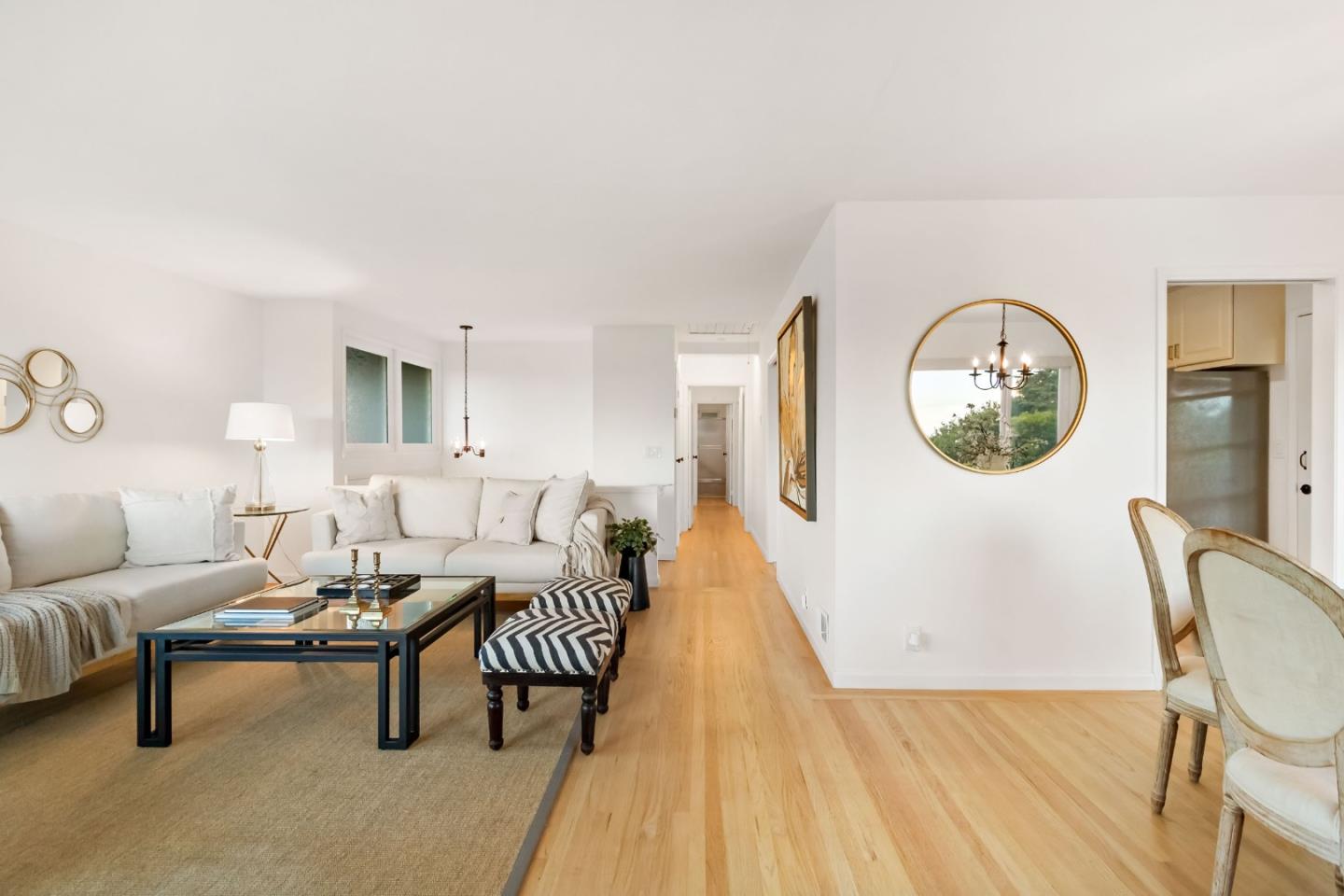 Detail Gallery Image 8 of 52 For 3848 Vineyard Dr, Redwood City,  CA 94061 - 4 Beds | 2/1 Baths