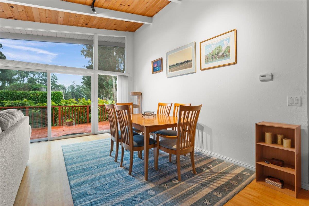 Detail Gallery Image 10 of 27 For 640 Rio Del Mar Blvd, Aptos,  CA 95003 - 2 Beds | 2 Baths