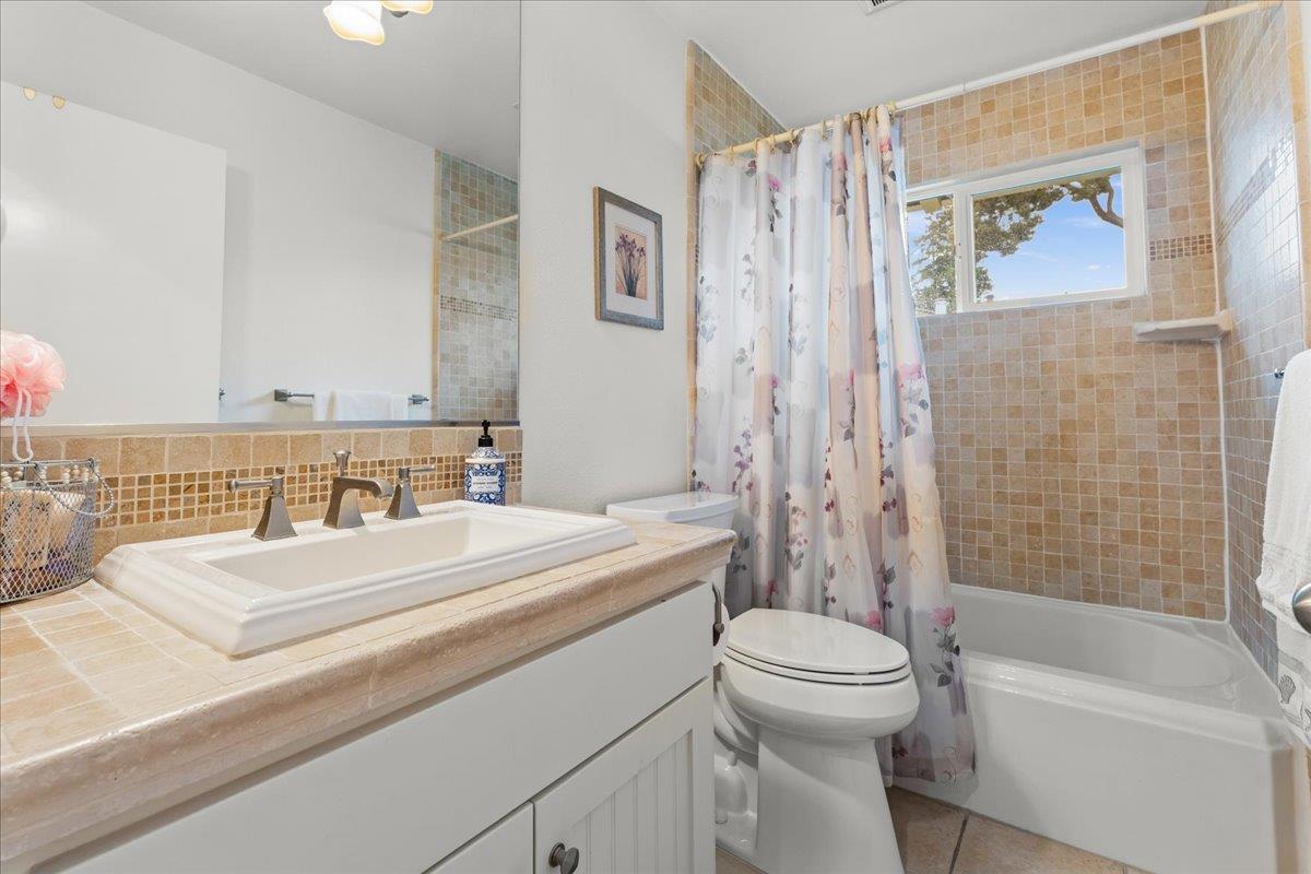 Detail Gallery Image 21 of 27 For 640 Rio Del Mar Blvd, Aptos,  CA 95003 - 2 Beds | 2 Baths