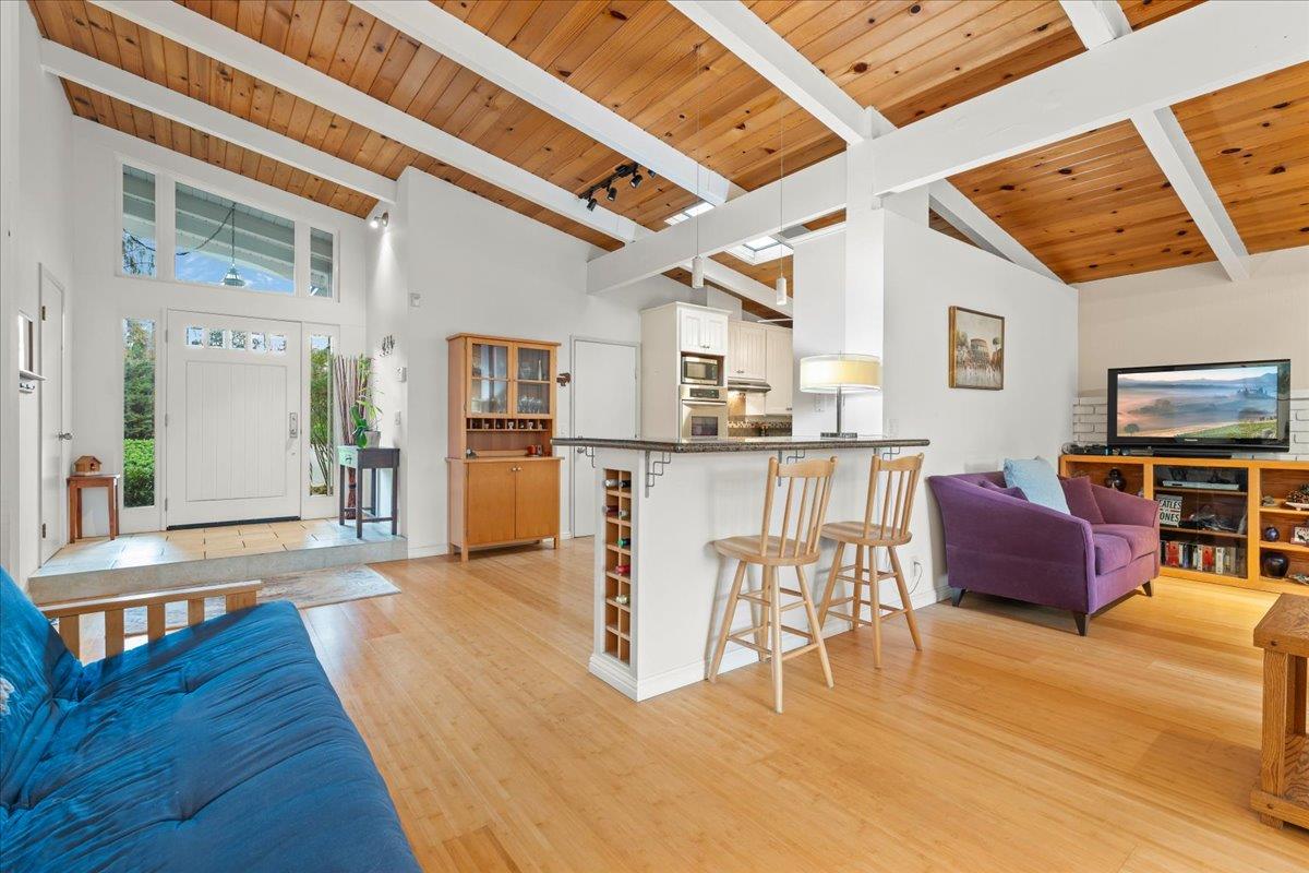 Detail Gallery Image 8 of 27 For 640 Rio Del Mar Blvd, Aptos,  CA 95003 - 2 Beds | 2 Baths