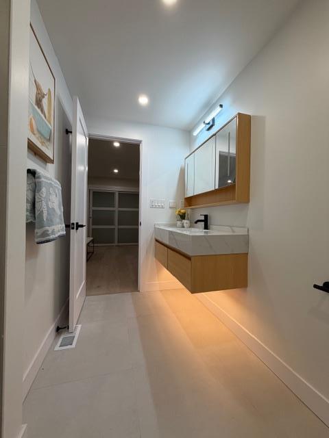 Detail Gallery Image 11 of 33 For 6761 San Anselmo Way, San Jose,  CA 95119 - 4 Beds | 2/1 Baths