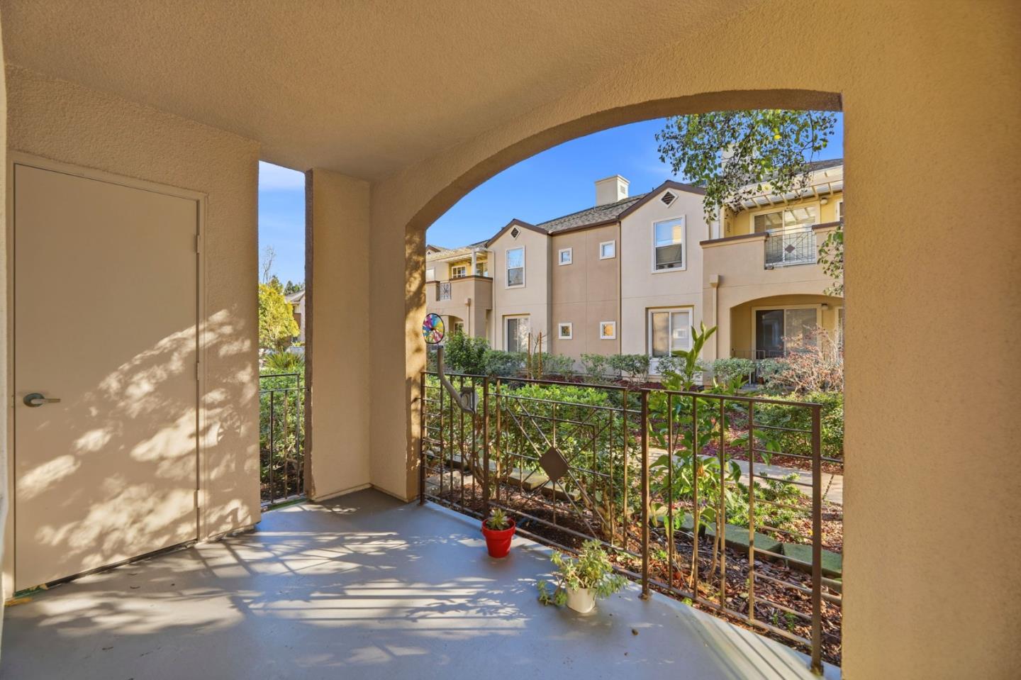 Detail Gallery Image 17 of 23 For 611 Maestro Ct, San Jose,  CA 95134 - 2 Beds | 2 Baths