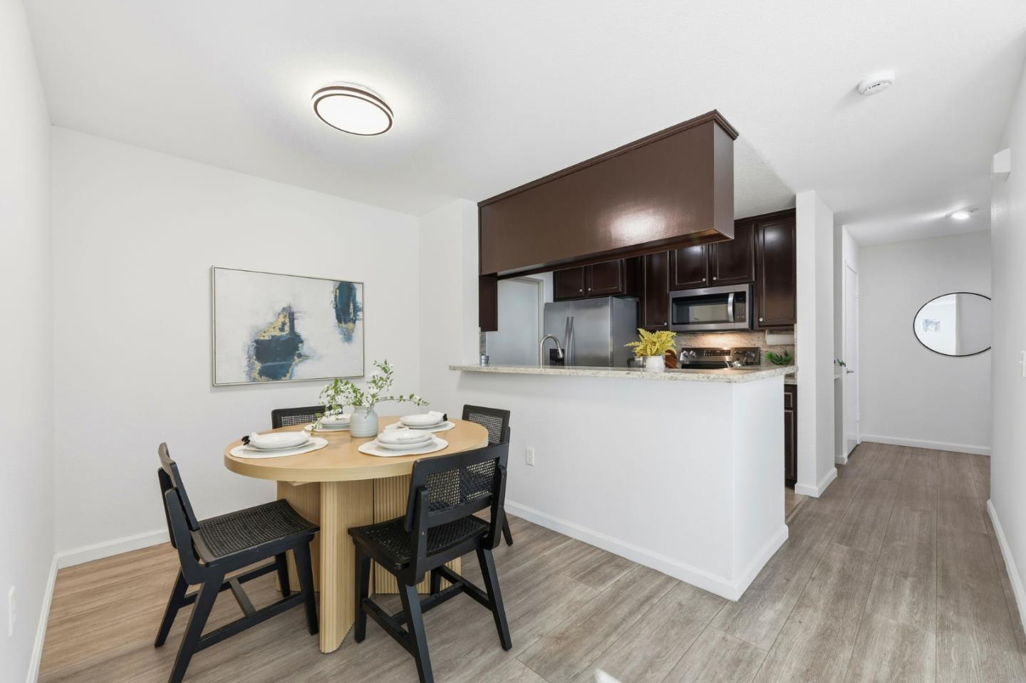 Detail Gallery Image 6 of 23 For 611 Maestro Ct, San Jose,  CA 95134 - 2 Beds | 2 Baths