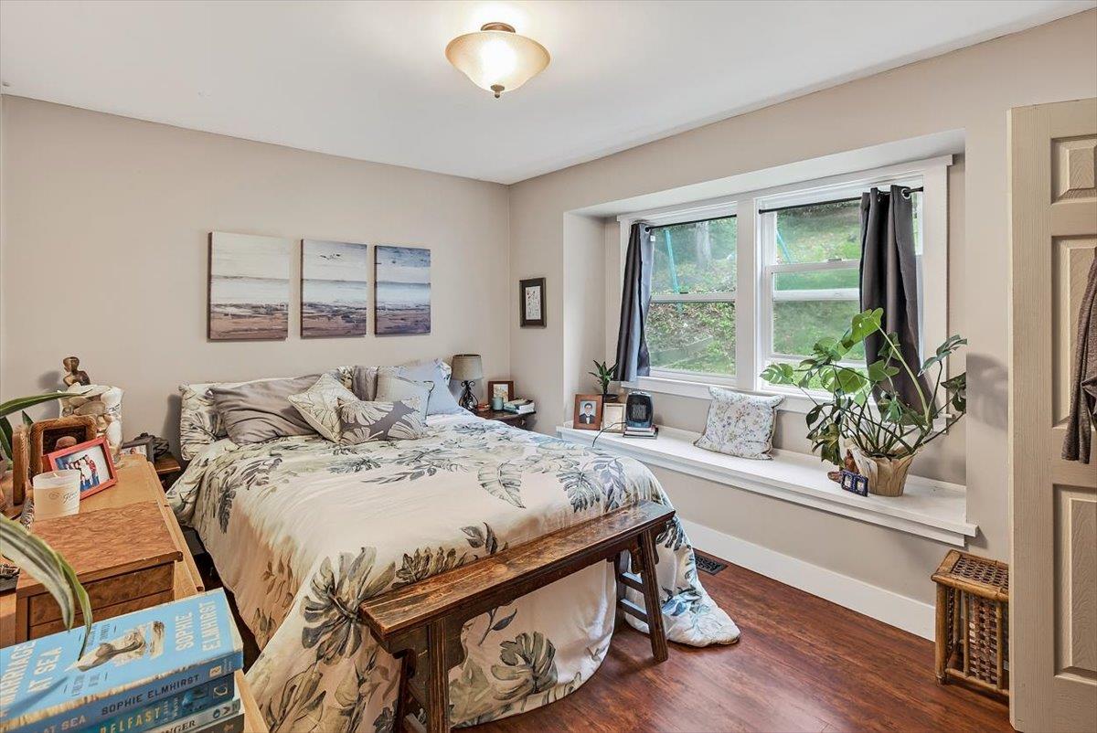 Detail Gallery Image 11 of 50 For 21577 Locust Dr, Los Gatos,  CA 95033 - 3 Beds | 3 Baths