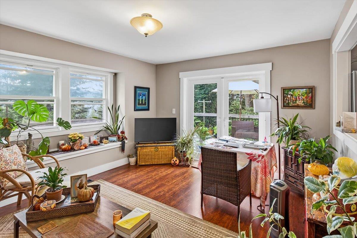 Detail Gallery Image 17 of 50 For 21577 Locust Dr, Los Gatos,  CA 95033 - 3 Beds | 3 Baths