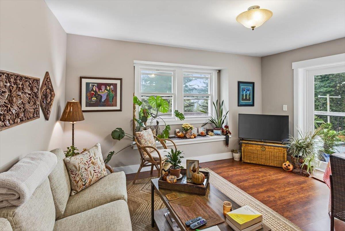 Detail Gallery Image 18 of 50 For 21577 Locust Dr, Los Gatos,  CA 95033 - 3 Beds | 3 Baths