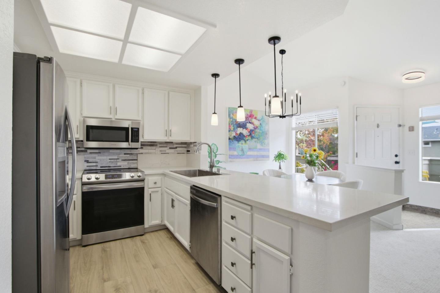 Detail Gallery Image 15 of 42 For 40 Cherry Crest Ln, San Jose,  CA 95136 - 2 Beds | 2 Baths