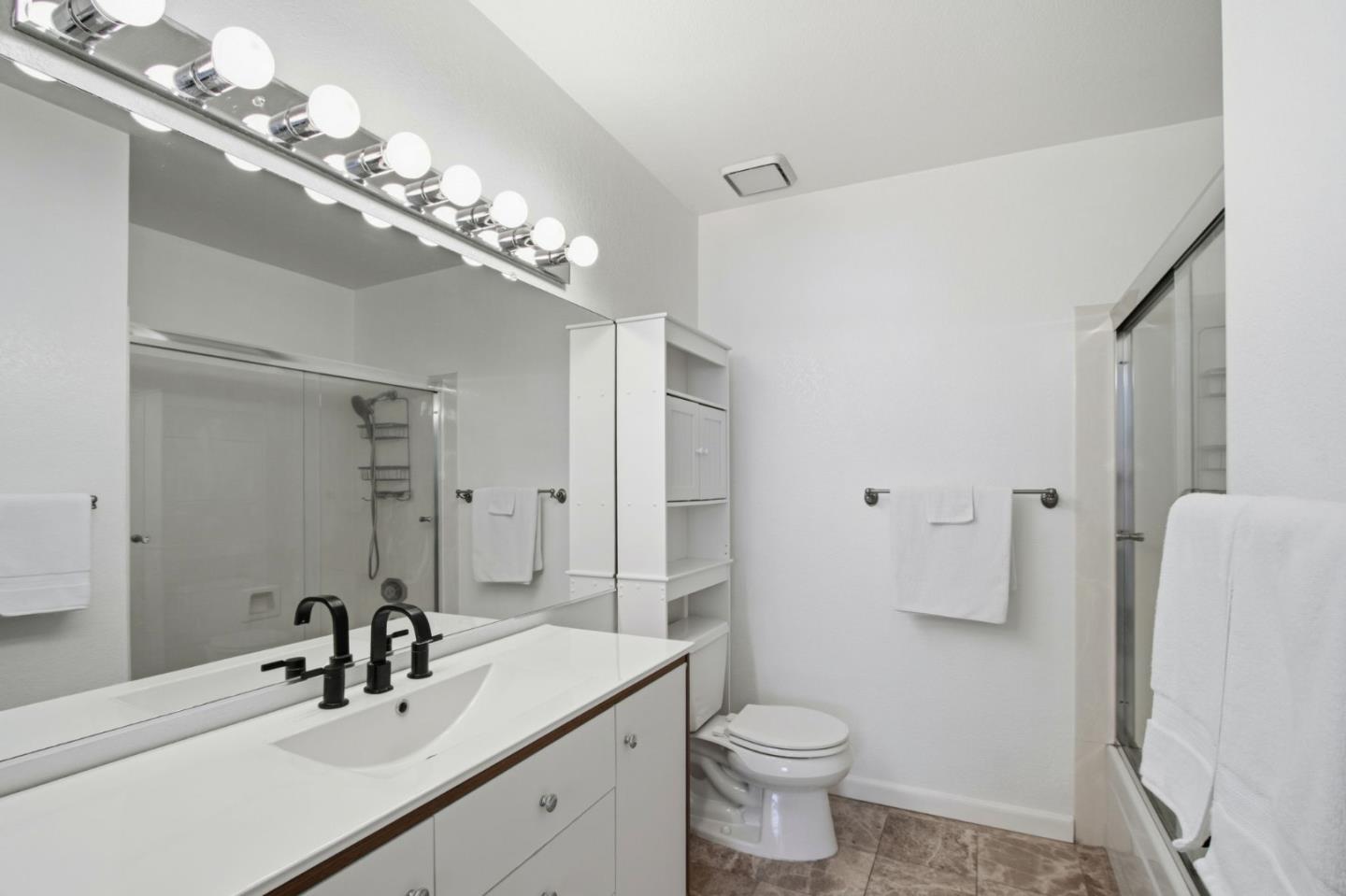 Detail Gallery Image 28 of 42 For 40 Cherry Crest Ln, San Jose,  CA 95136 - 2 Beds | 2 Baths