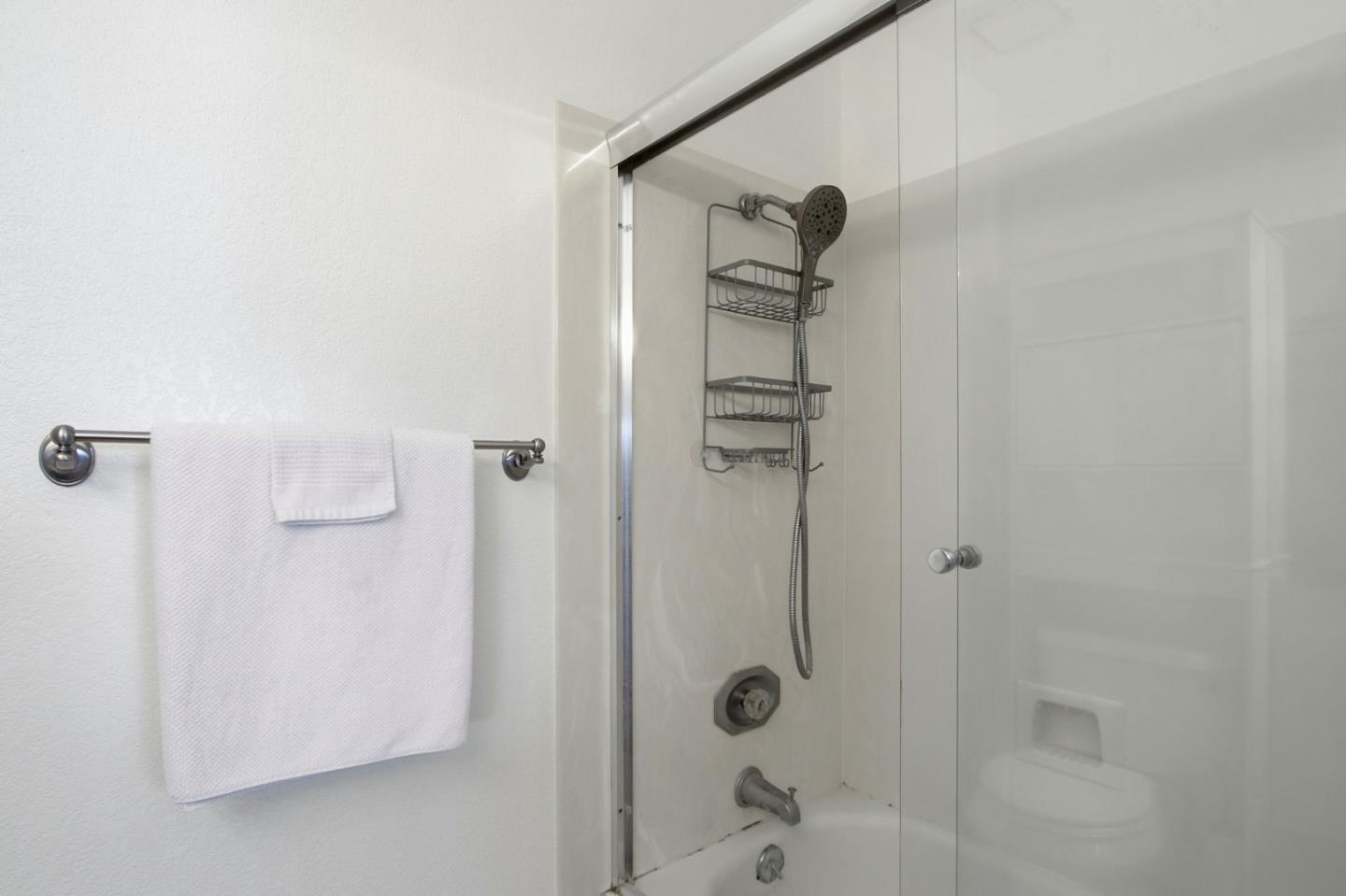 Detail Gallery Image 29 of 42 For 40 Cherry Crest Ln, San Jose,  CA 95136 - 2 Beds | 2 Baths