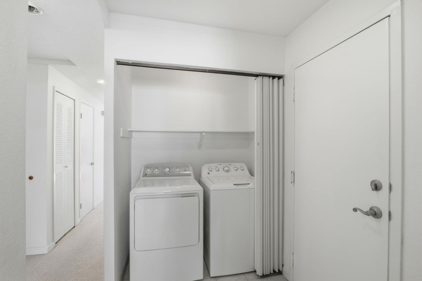 Detail Gallery Image 31 of 42 For 40 Cherry Crest Ln, San Jose,  CA 95136 - 2 Beds | 2 Baths