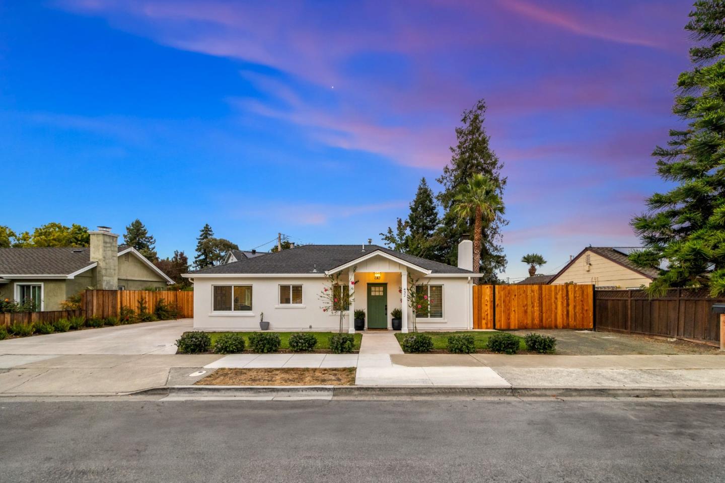 Detail Gallery Image 1 of 63 For 432 Oak Ridge Dr, Redwood City,  CA 94062 - 2 Beds | 2 Baths