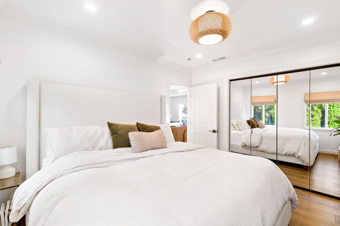 Detail Gallery Image 25 of 63 For 432 Oak Ridge Dr, Redwood City,  CA 94062 - 2 Beds | 2 Baths