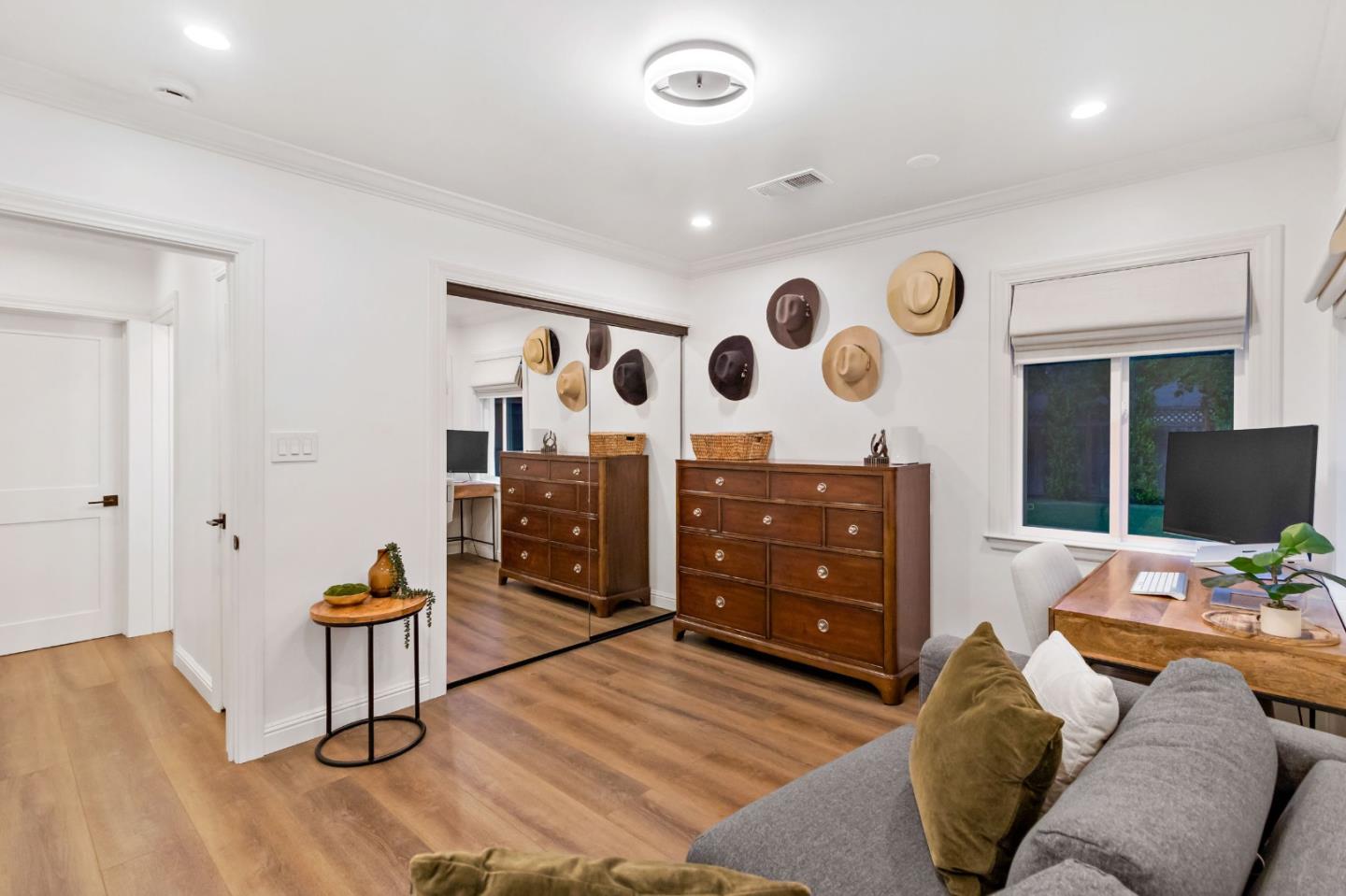 Detail Gallery Image 41 of 63 For 432 Oak Ridge Dr, Redwood City,  CA 94062 - 2 Beds | 2 Baths