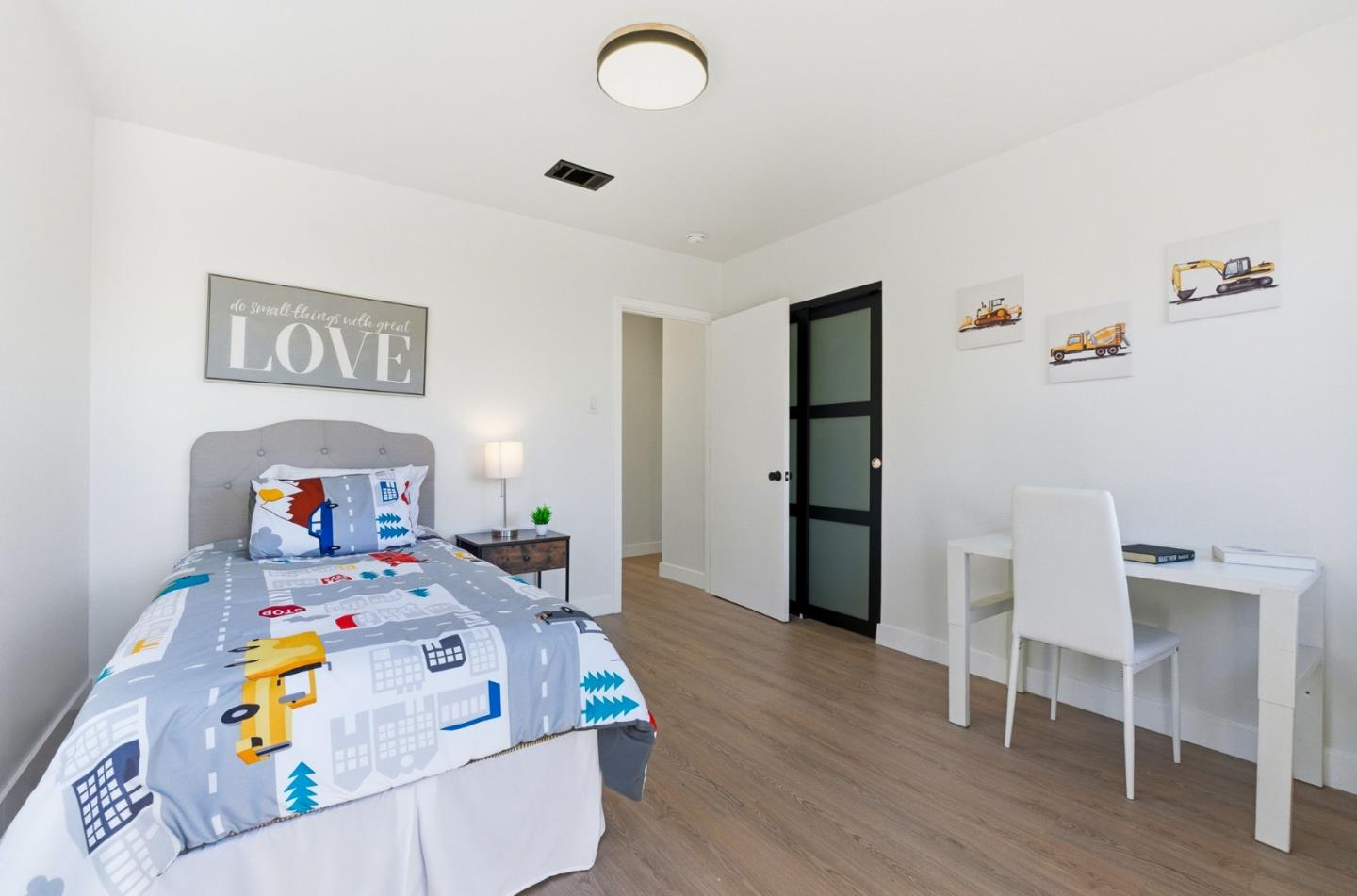 Detail Gallery Image 12 of 24 For 316 N Kingston St, San Mateo,  CA 94401 - 3 Beds | 2 Baths