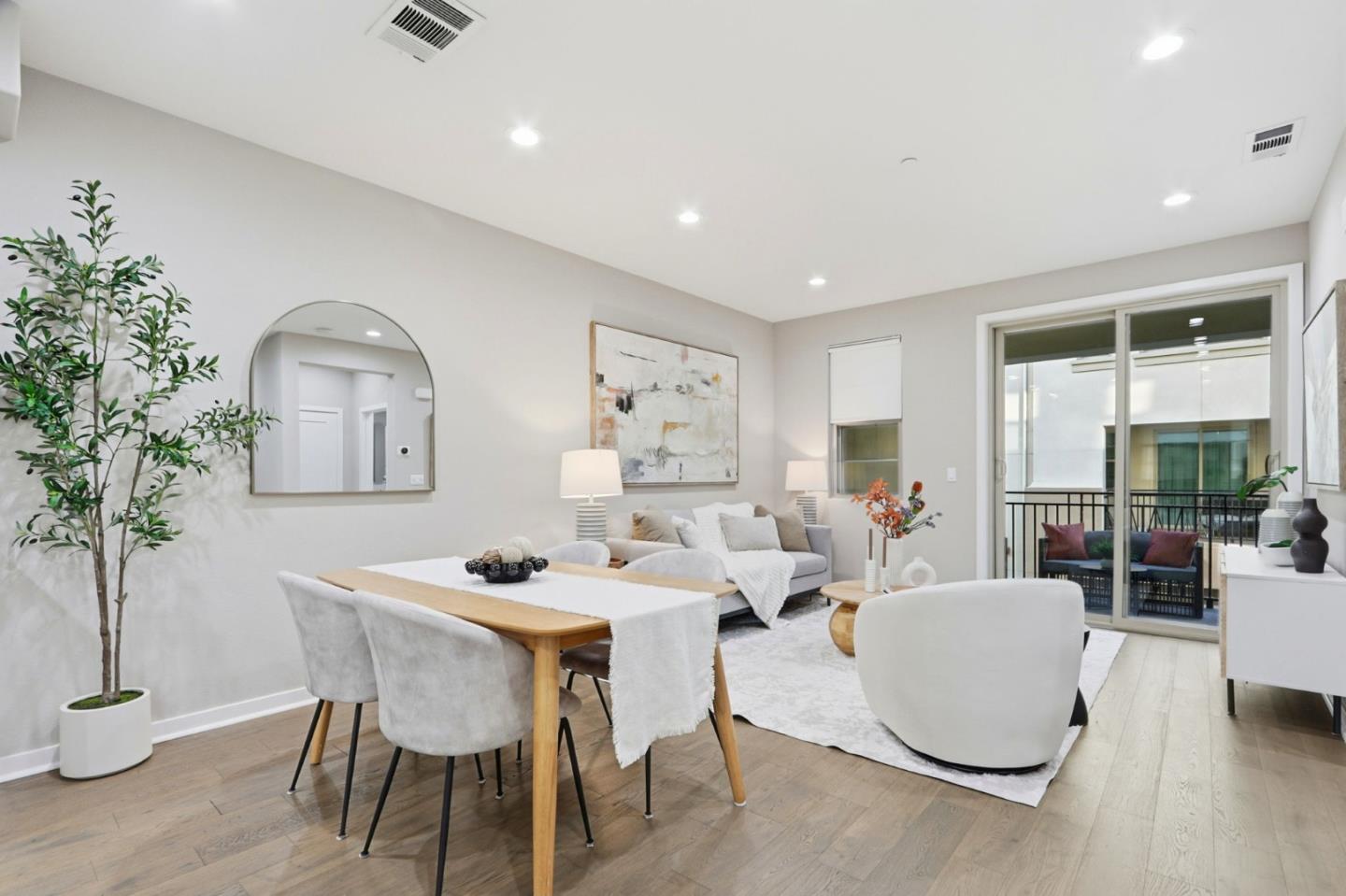 Detail Gallery Image 10 of 43 For 975 Cassia Pl, San Jose,  CA 95131 - 3 Beds | 3/1 Baths