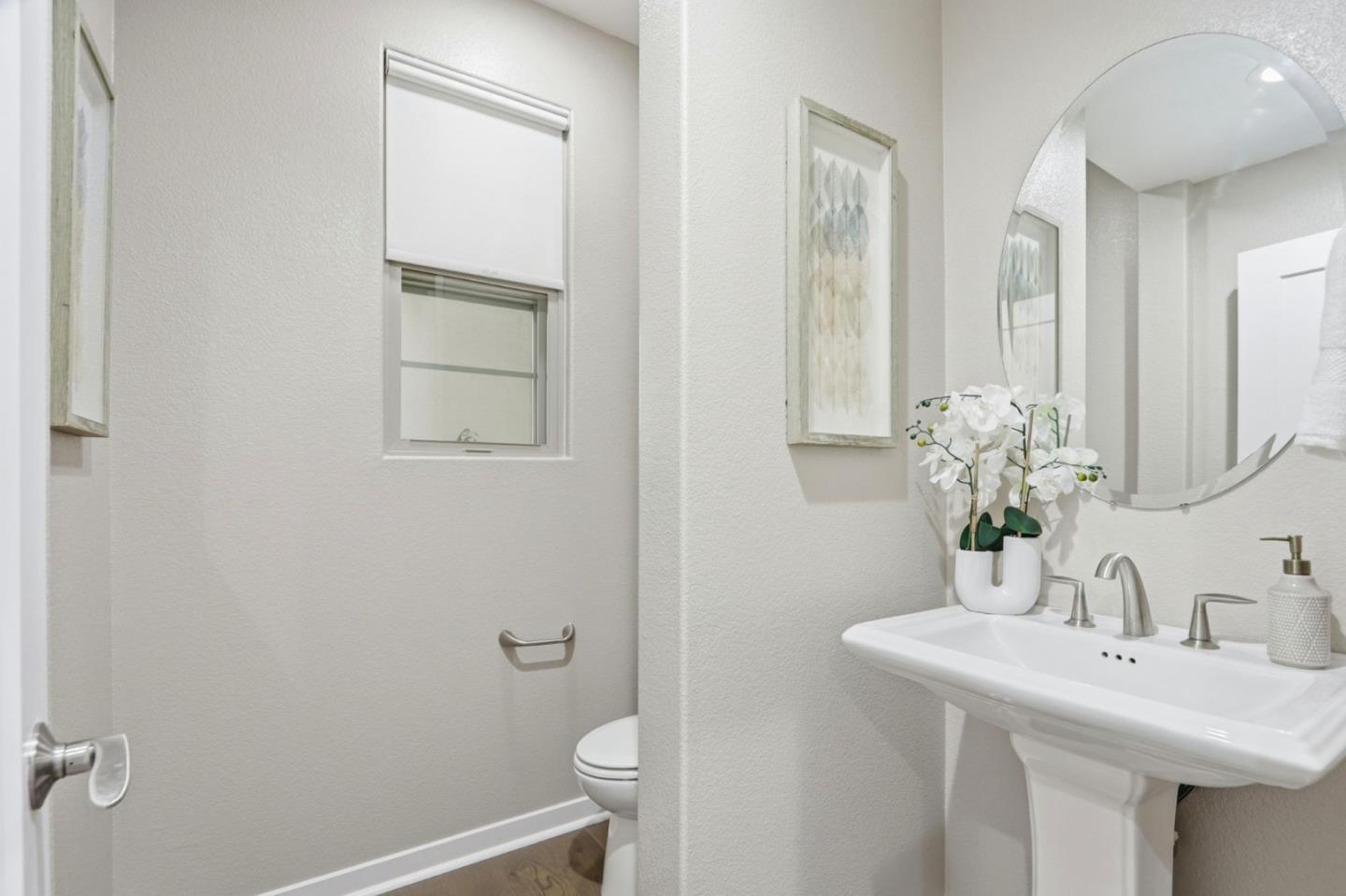 Detail Gallery Image 13 of 43 For 975 Cassia Pl, San Jose,  CA 95131 - 3 Beds | 3/1 Baths
