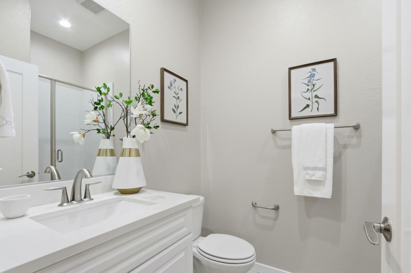 Detail Gallery Image 17 of 43 For 975 Cassia Pl, San Jose,  CA 95131 - 3 Beds | 3/1 Baths
