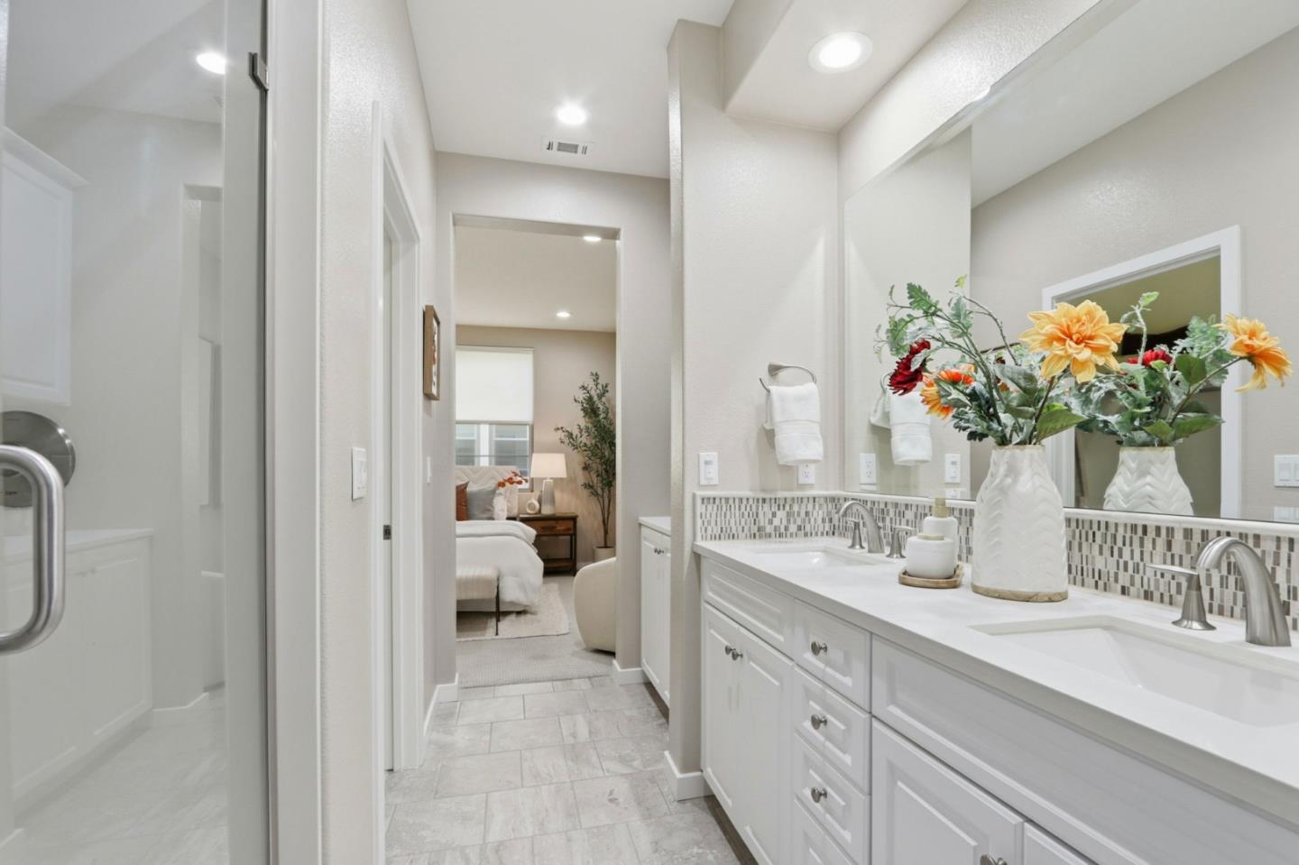 Detail Gallery Image 22 of 43 For 975 Cassia Pl, San Jose,  CA 95131 - 3 Beds | 3/1 Baths