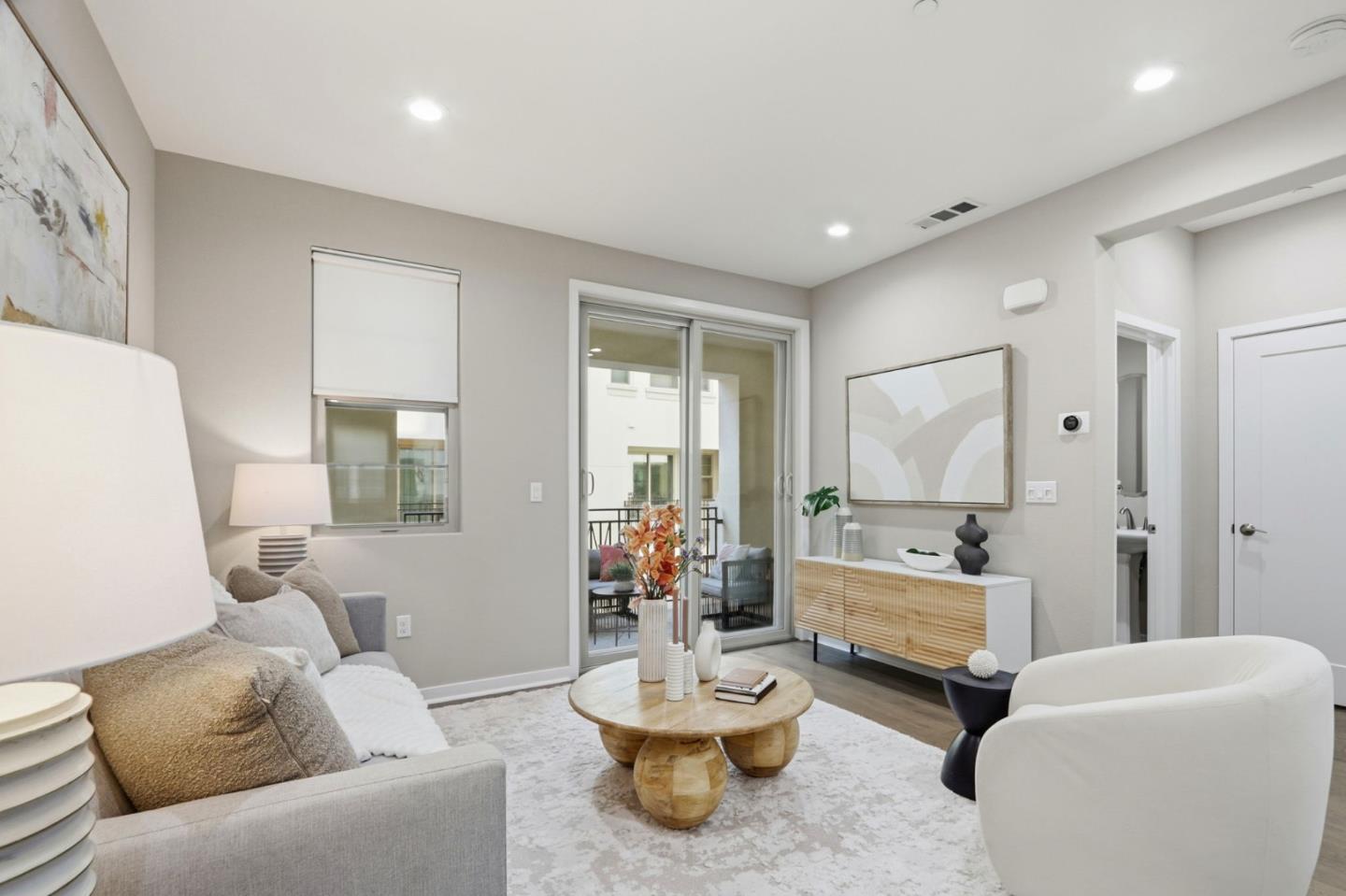 Detail Gallery Image 6 of 43 For 975 Cassia Pl, San Jose,  CA 95131 - 3 Beds | 3/1 Baths