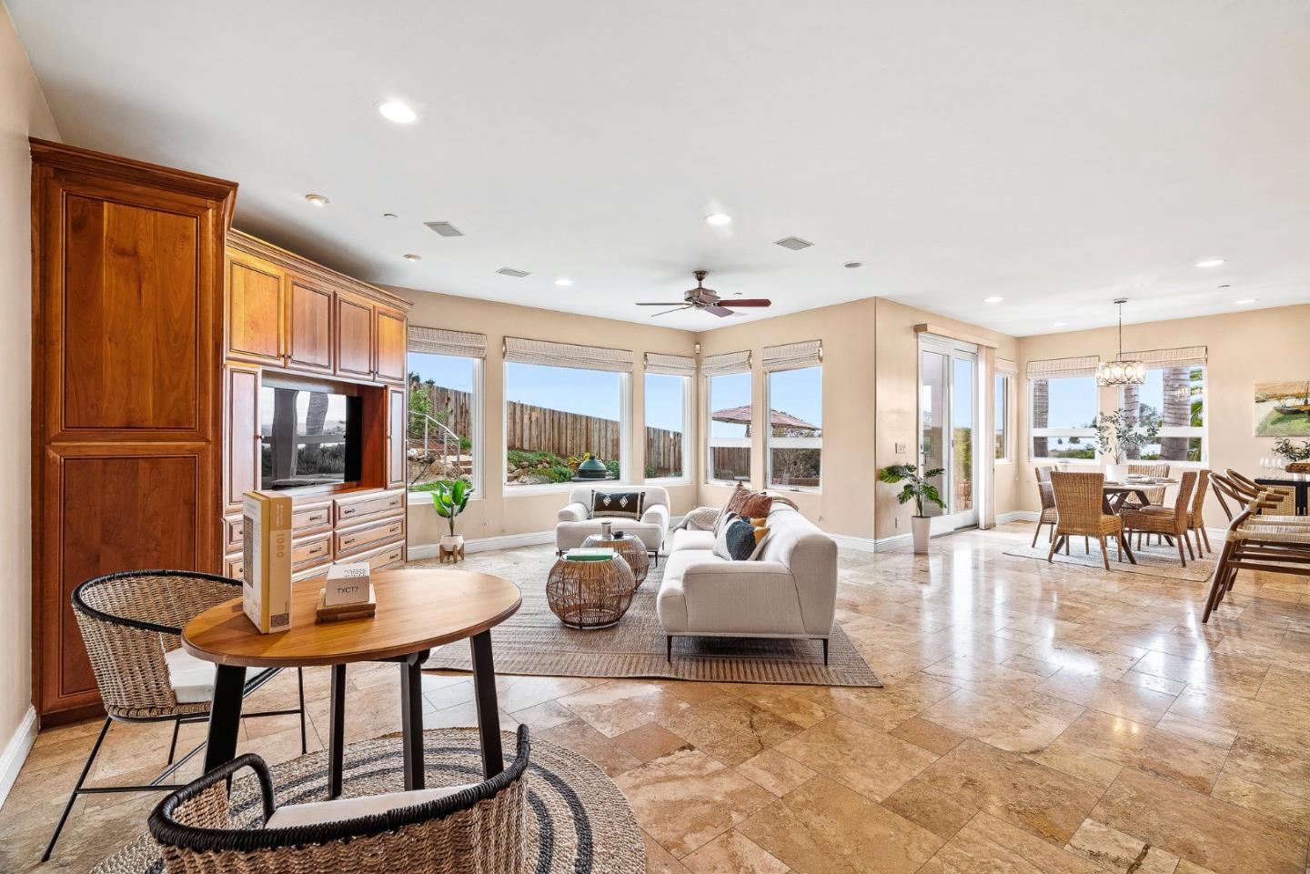 Detail Gallery Image 18 of 61 For 69 Crest Dr, La Selva Beach,  CA 95076 - 4 Beds | 3/1 Baths