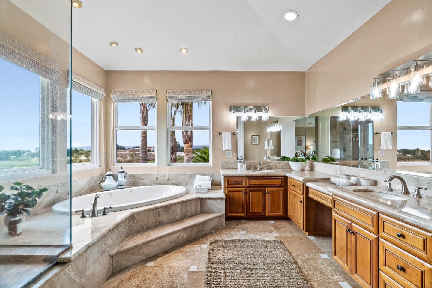 Detail Gallery Image 27 of 61 For 69 Crest Dr, La Selva Beach,  CA 95076 - 4 Beds | 3/1 Baths